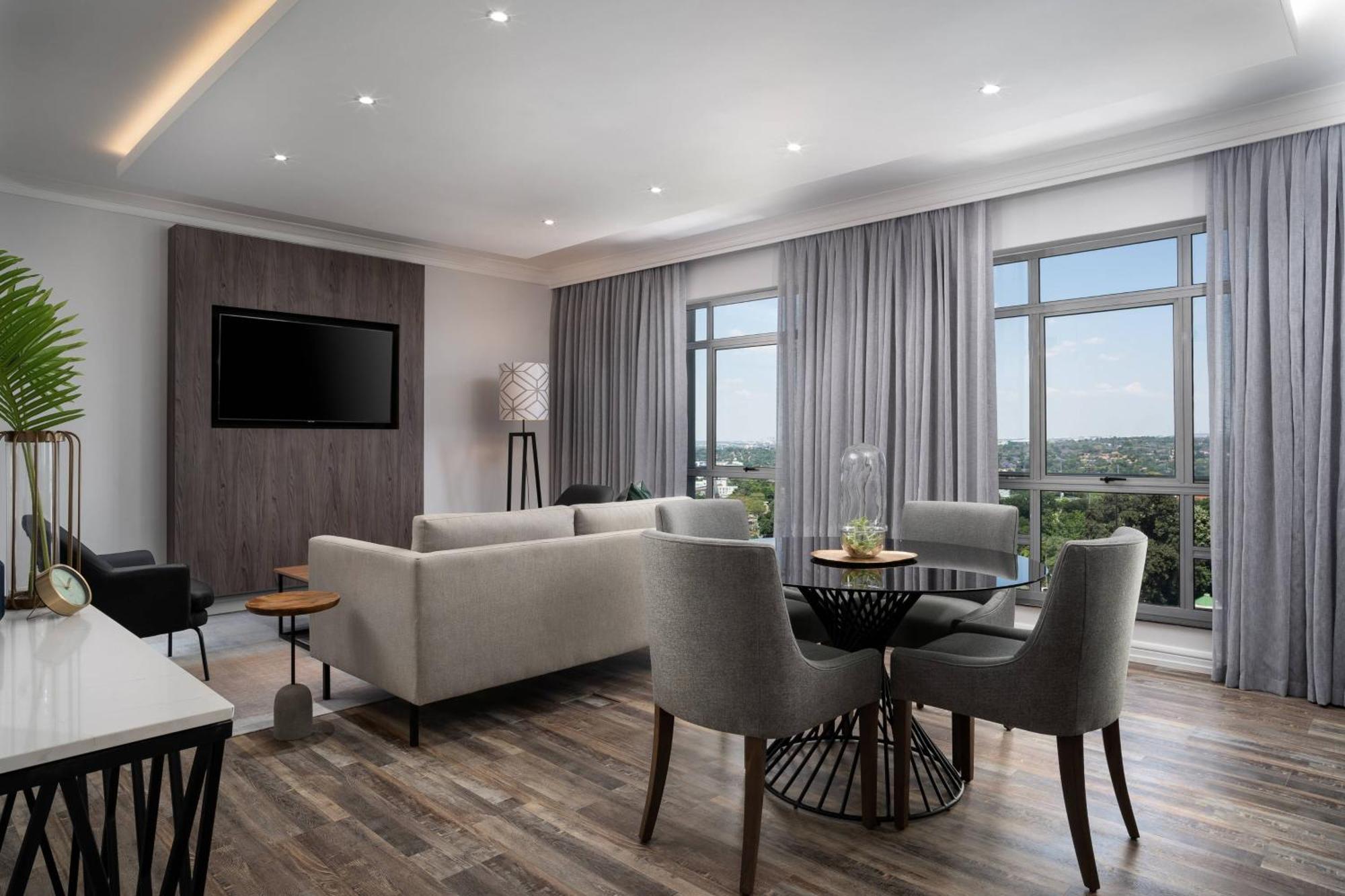 Protea By Marriott Wanderers Hotel