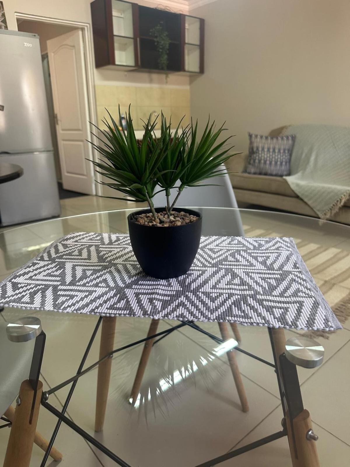 Căn hộ Modern & Private Flat *