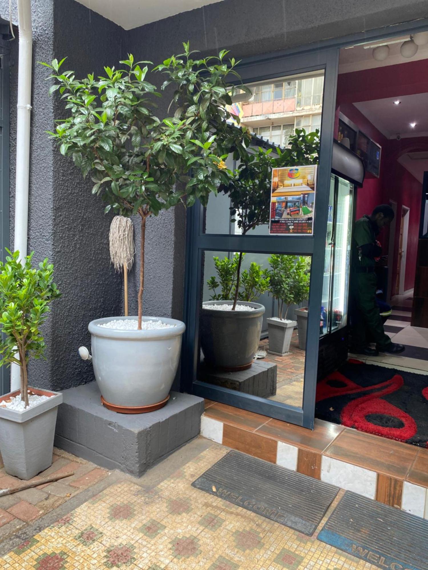 Achu & Sons * Johannesburg