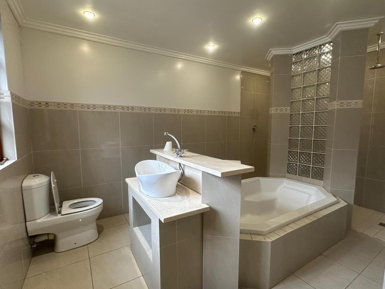 Guest house Casa Bedfordview