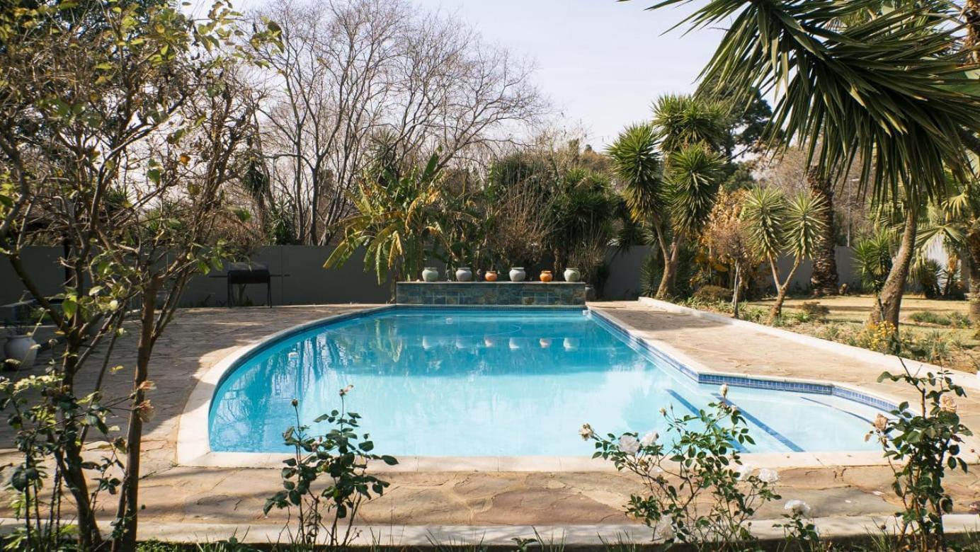 Zinziluxe * Johannesburg