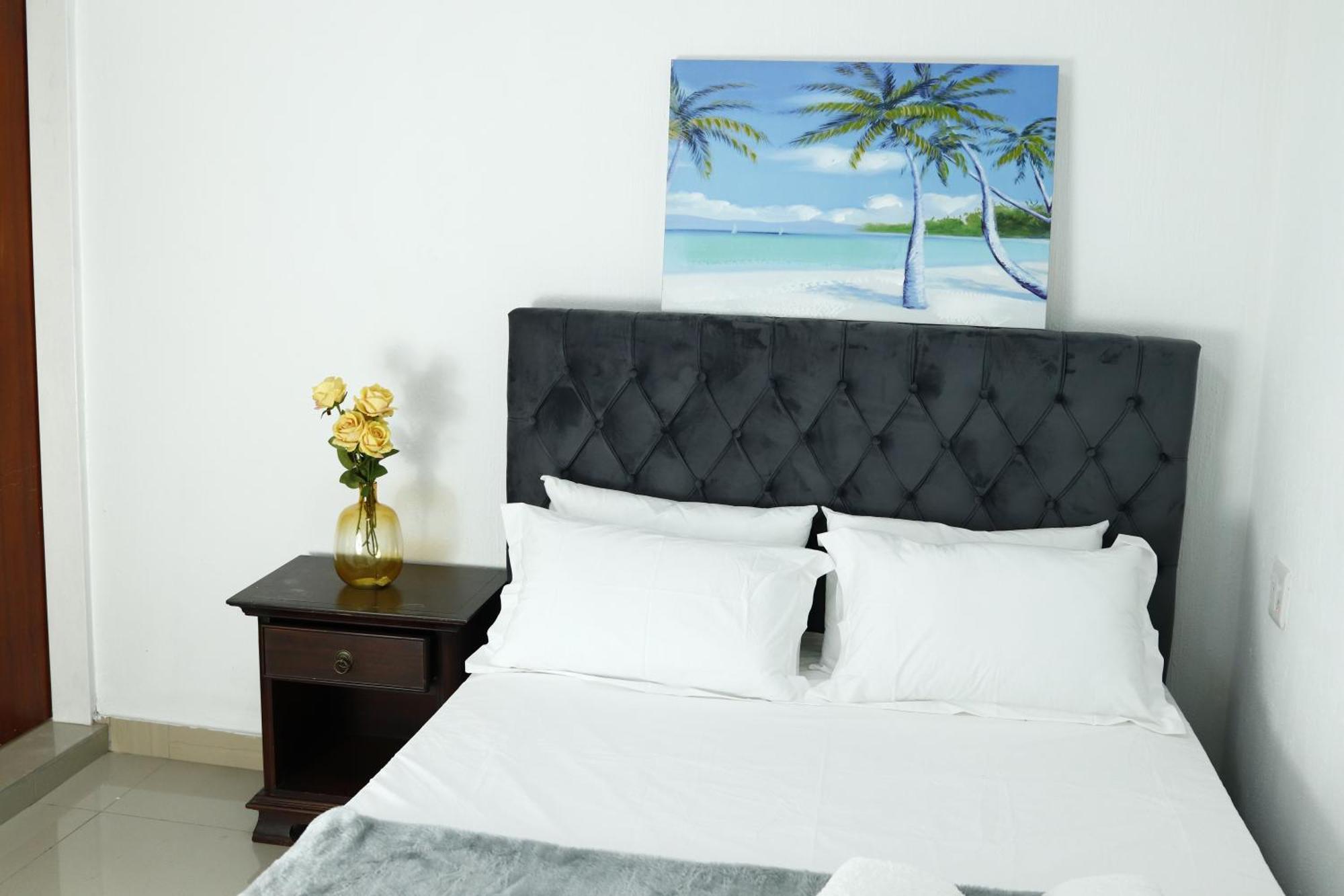 Maryhurst Aparthotel