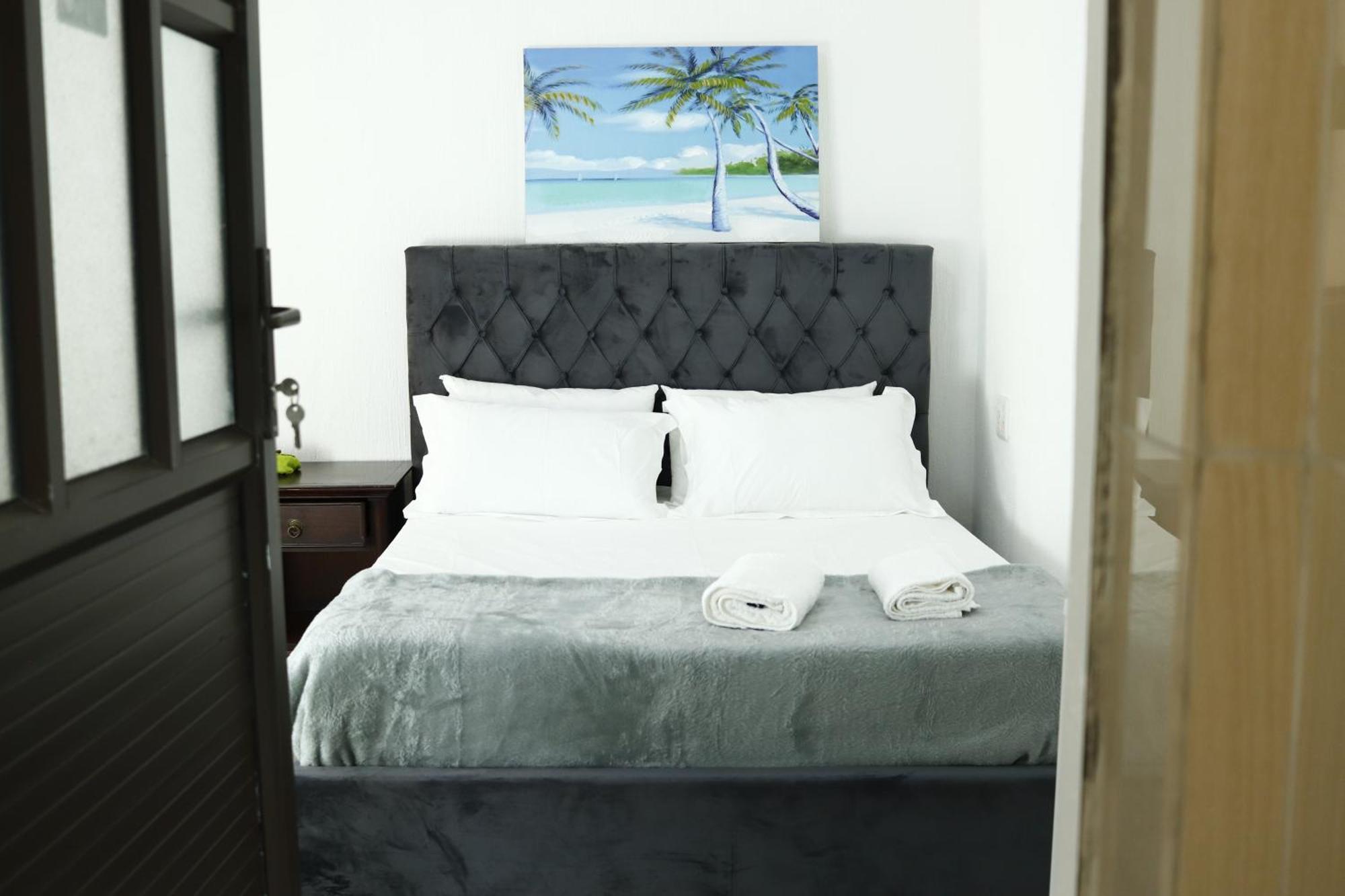 Maryhurst Aparthotel