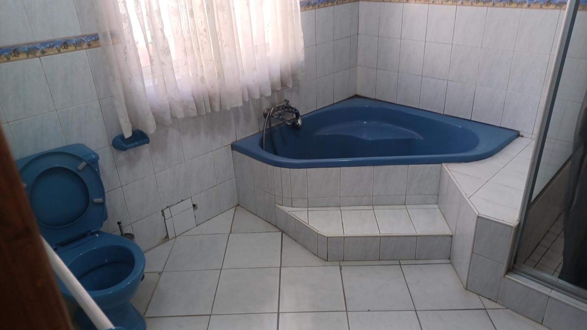 De'moore Bed & Breakfast *