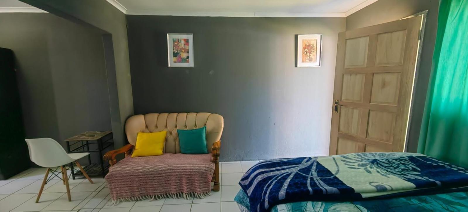 St. Michael And The Queens Bed & Breakfast Johannesburg