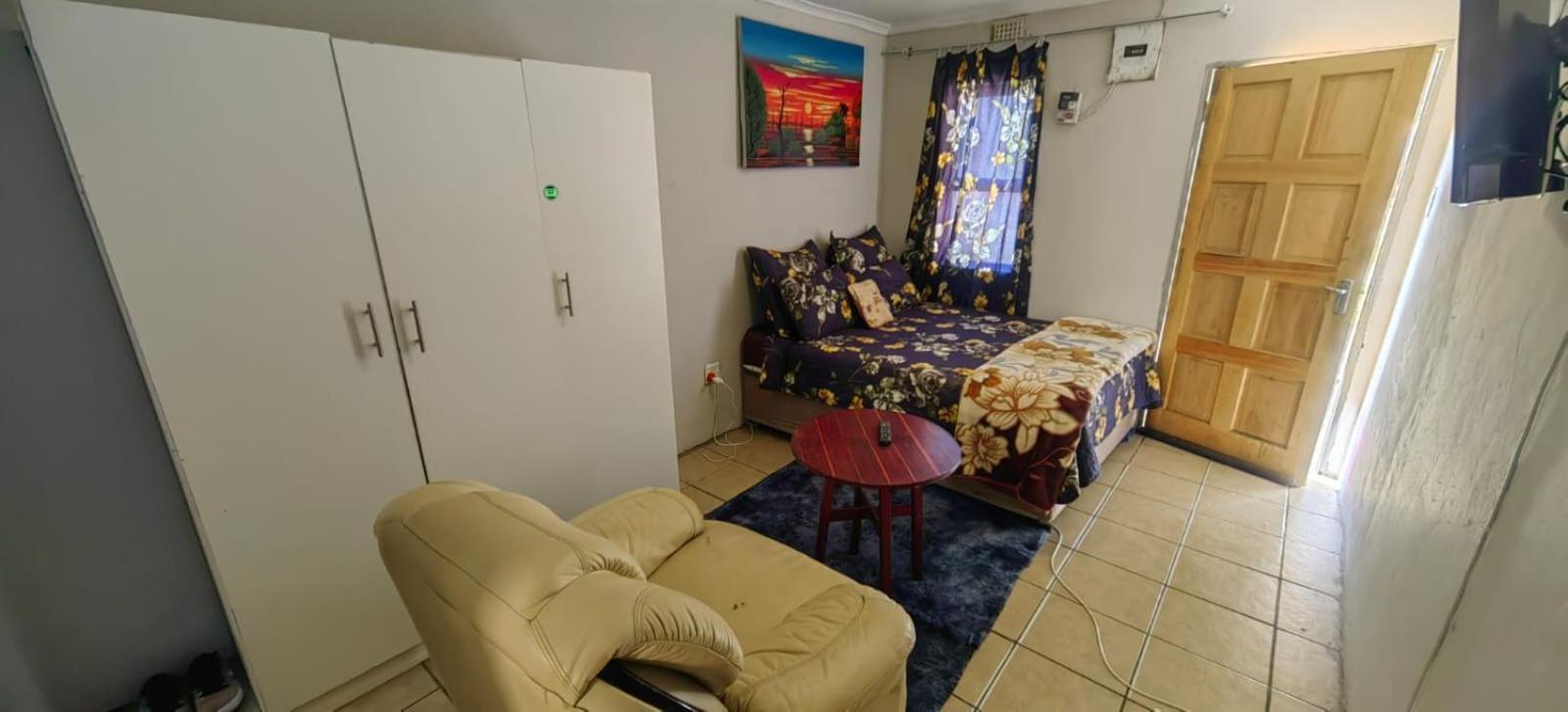 St. Michael And The Queens Bed & Breakfast *