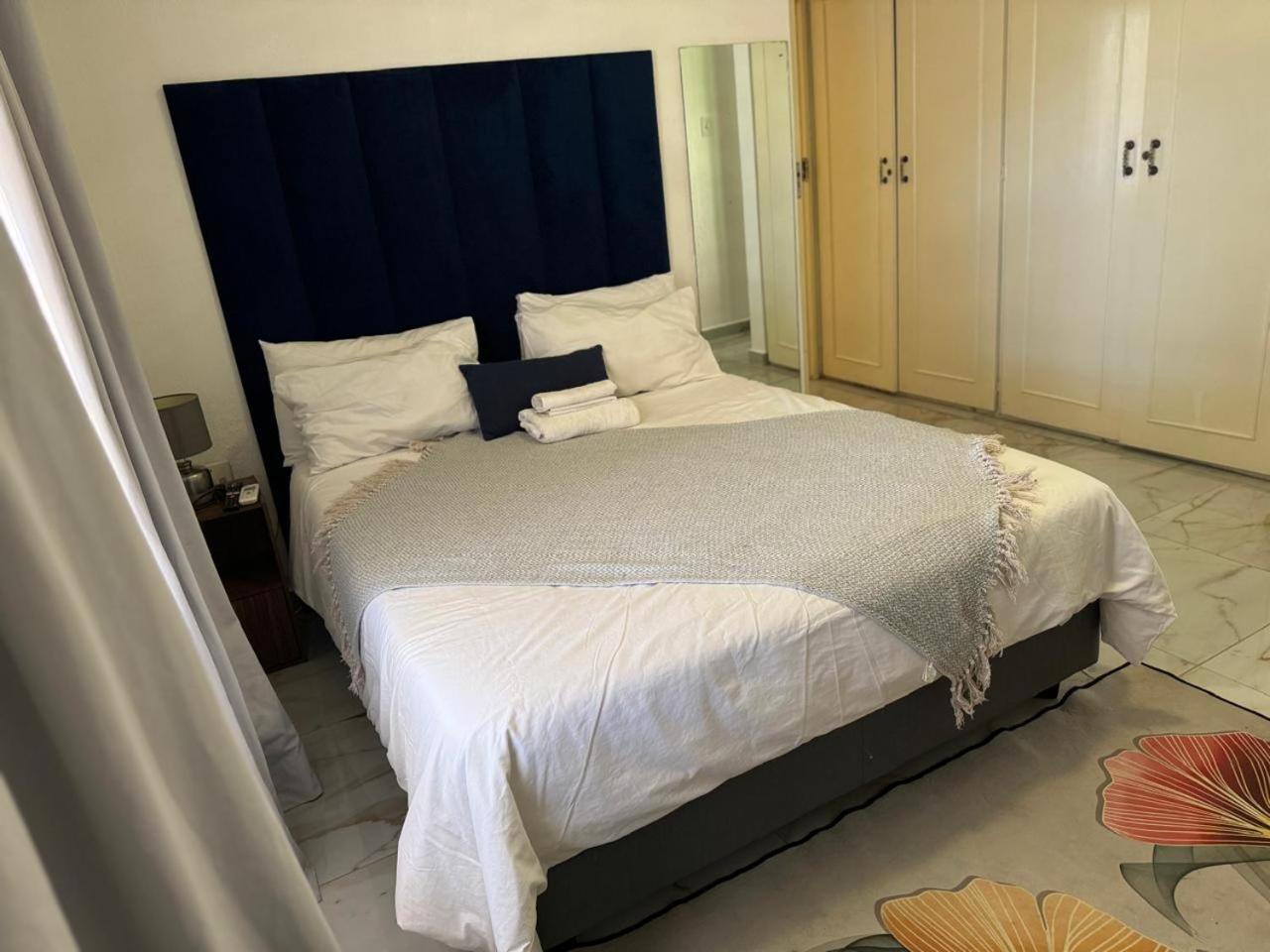 Guest house Erima *