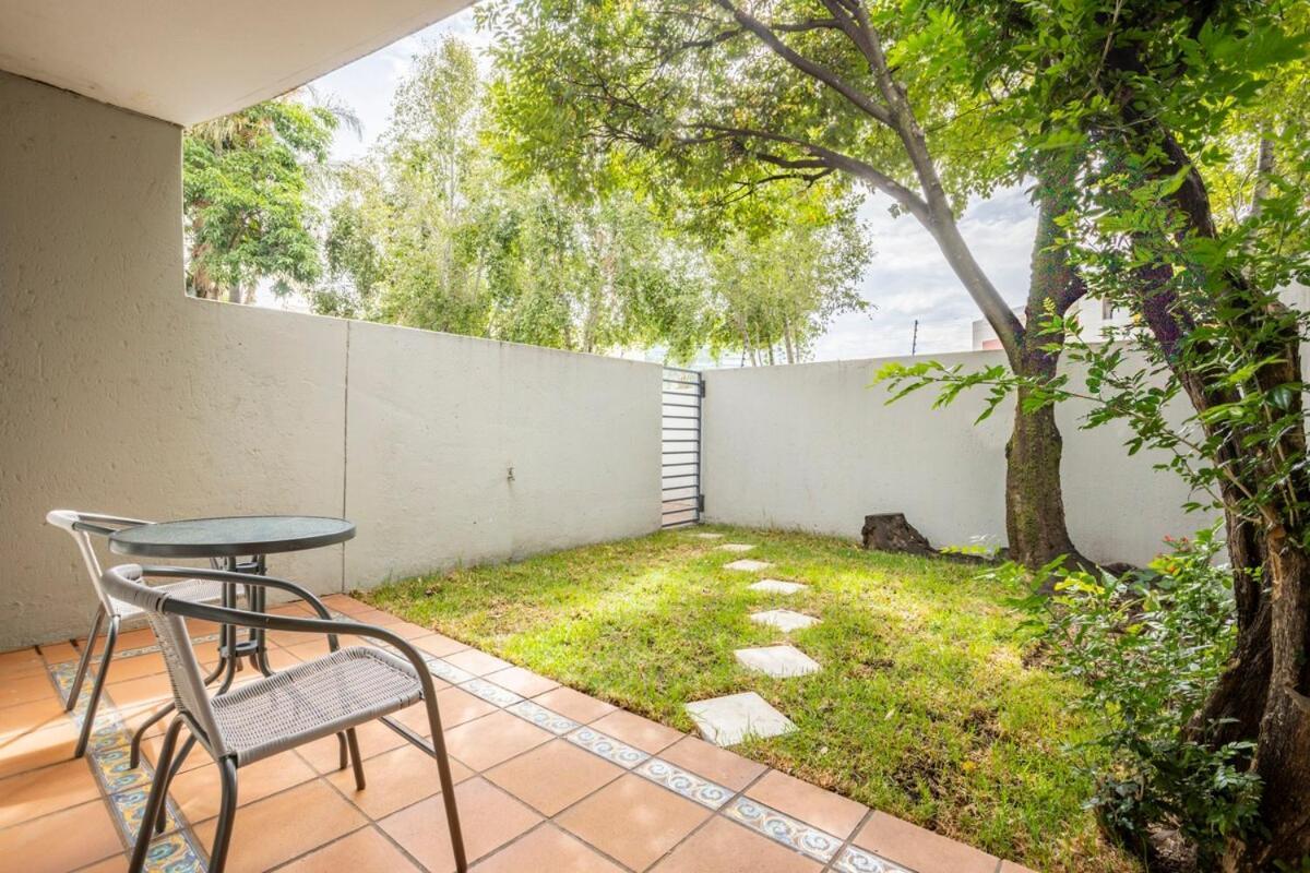 Ii St Tropez Sandton Luxury Apartment