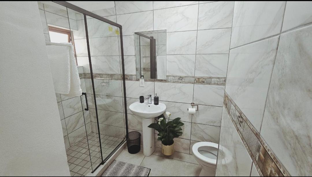 Bryanston Guest Bed & Breakfast