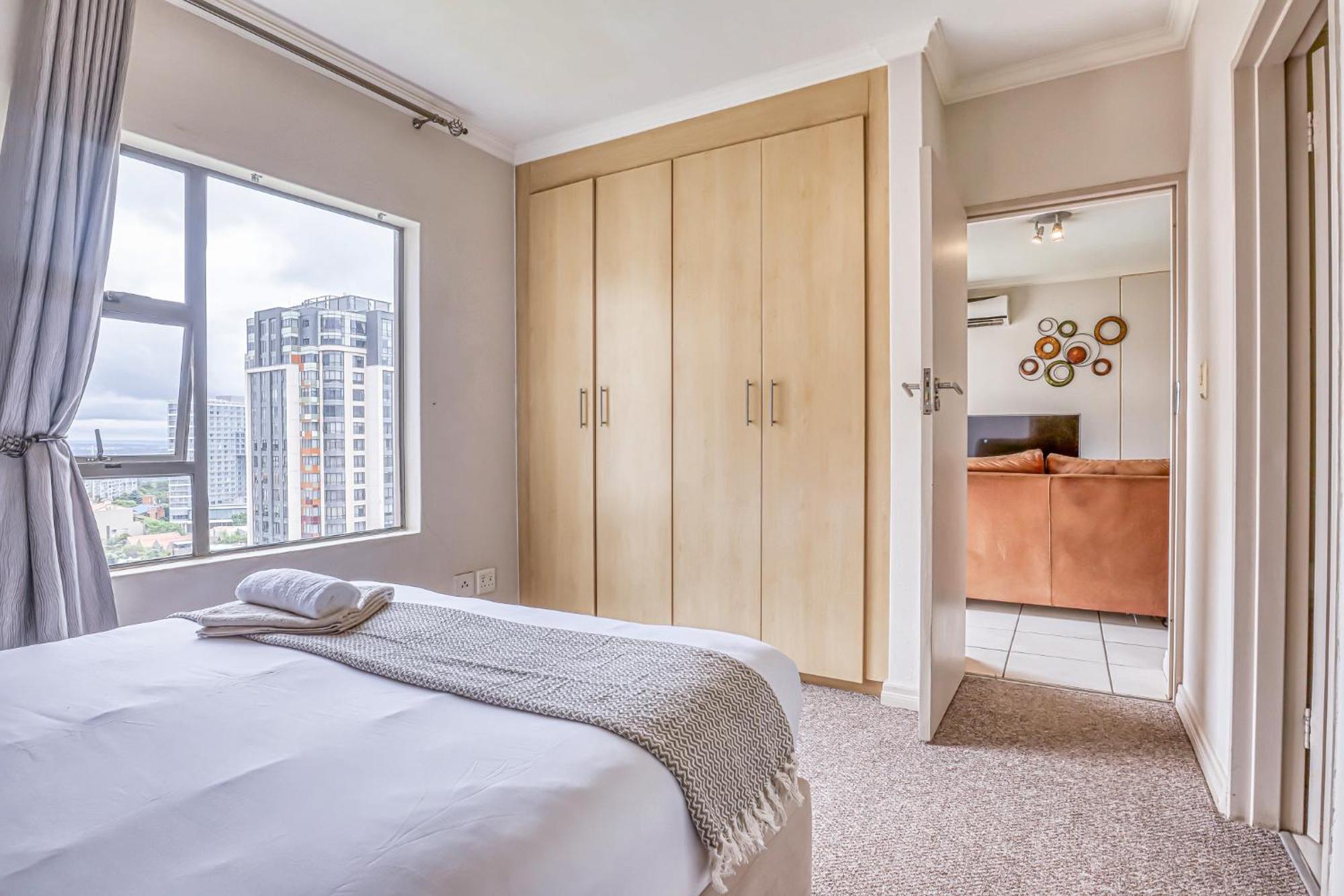 An Elegant 2-bedroom In Sandton Apartment