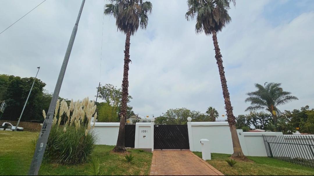 Bryanston Bed & Breakfast *