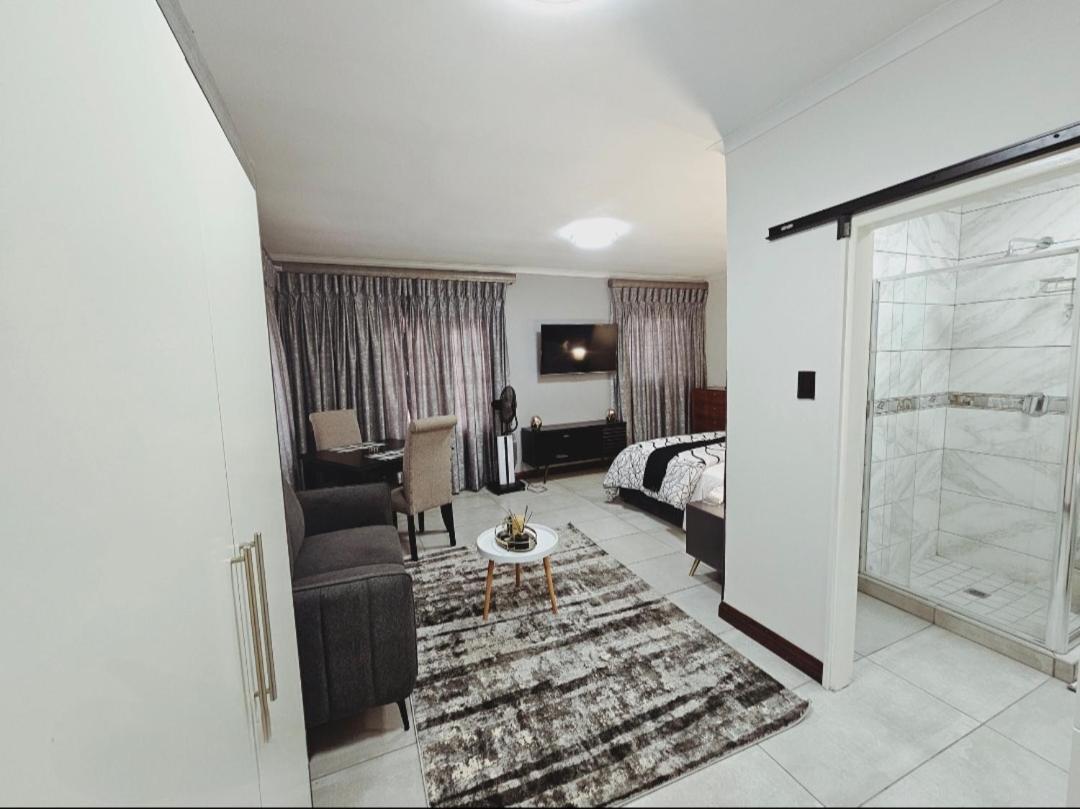 Bryanston Bed & Breakfast