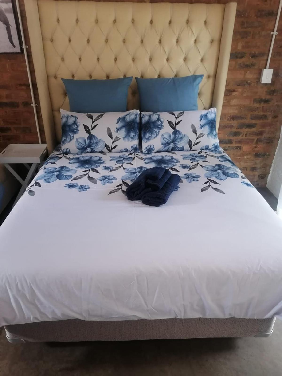 The Beverly By Maboneng Guest house *