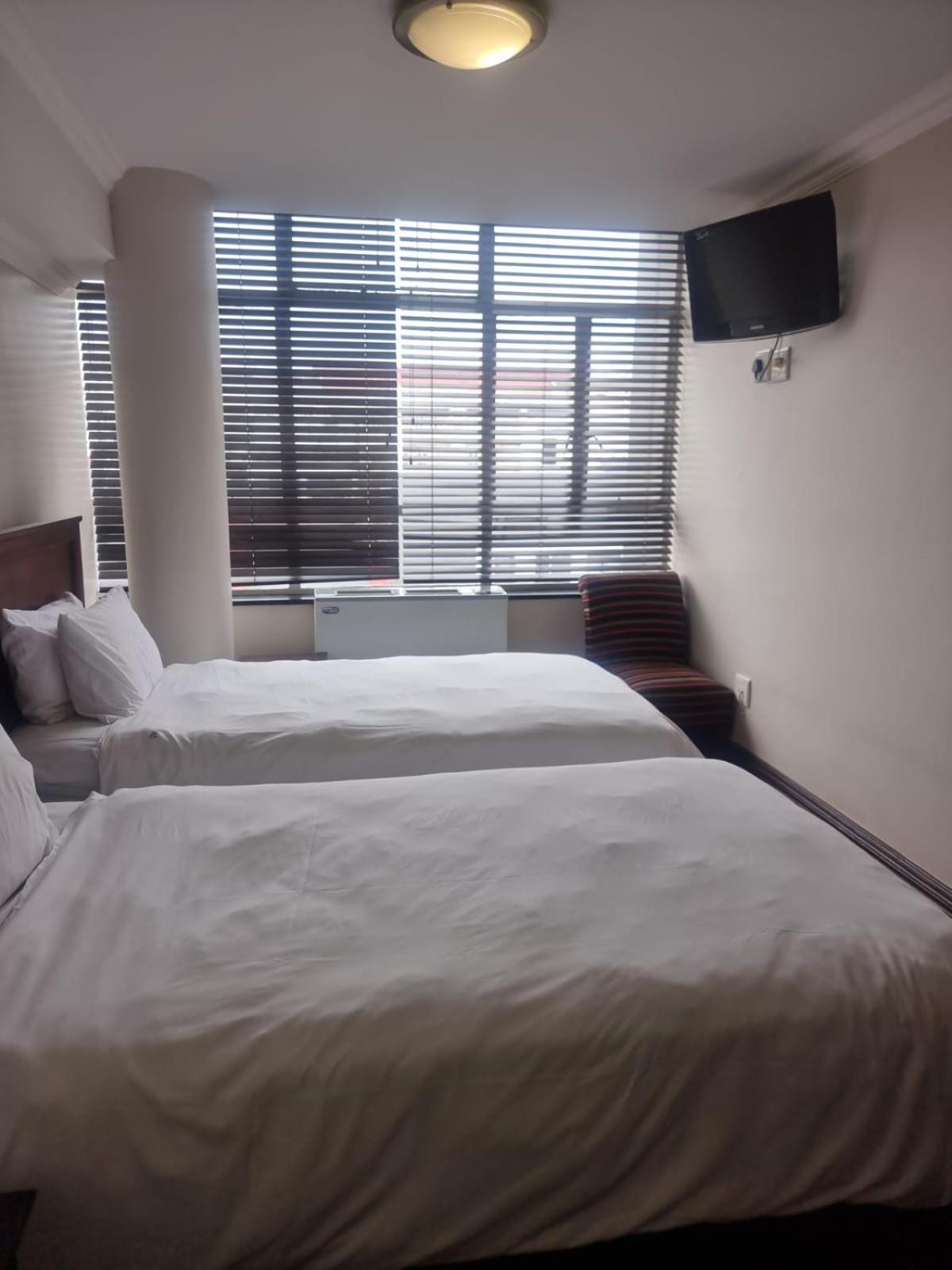 Hotel Vmcc Johannesburg