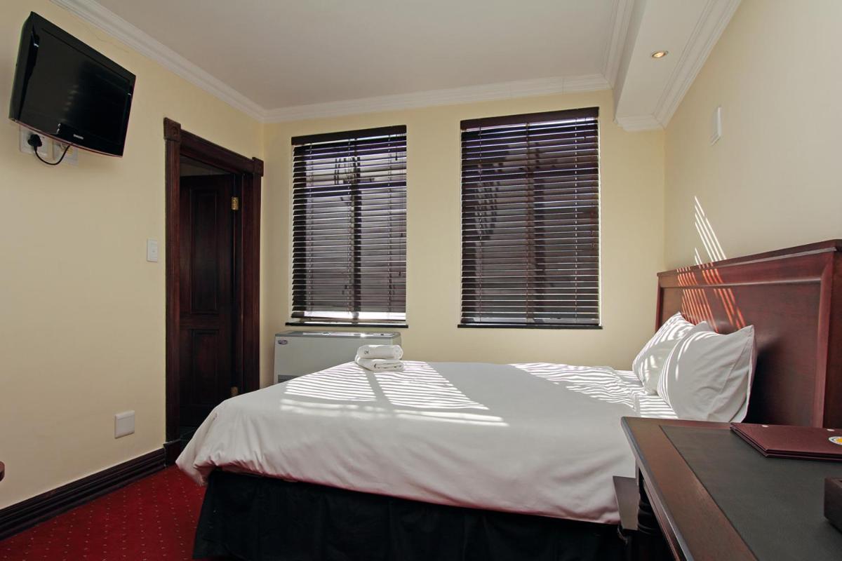 Vmcc Hotel 3*