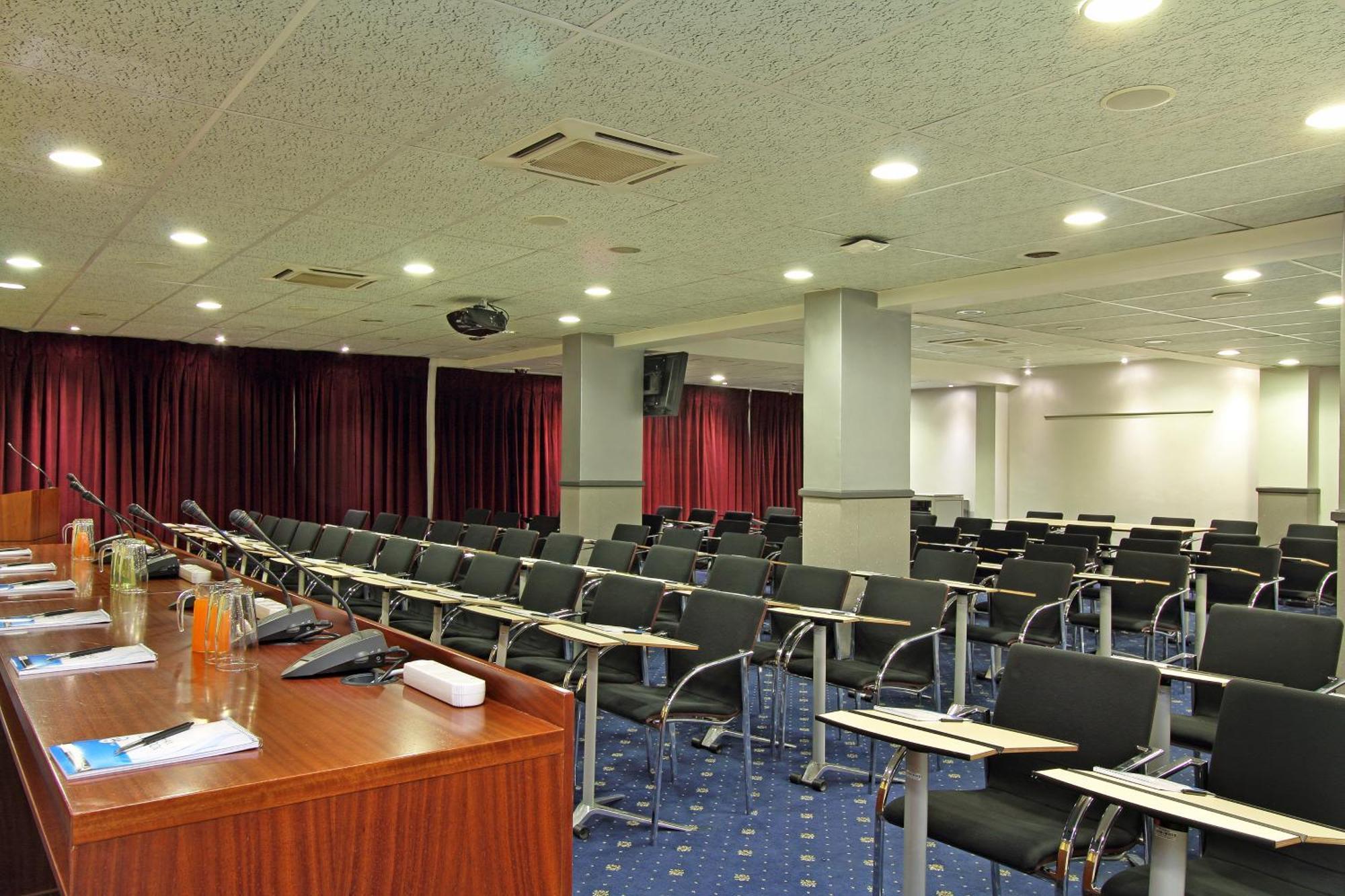 Hotel Vmcc Johannesburg