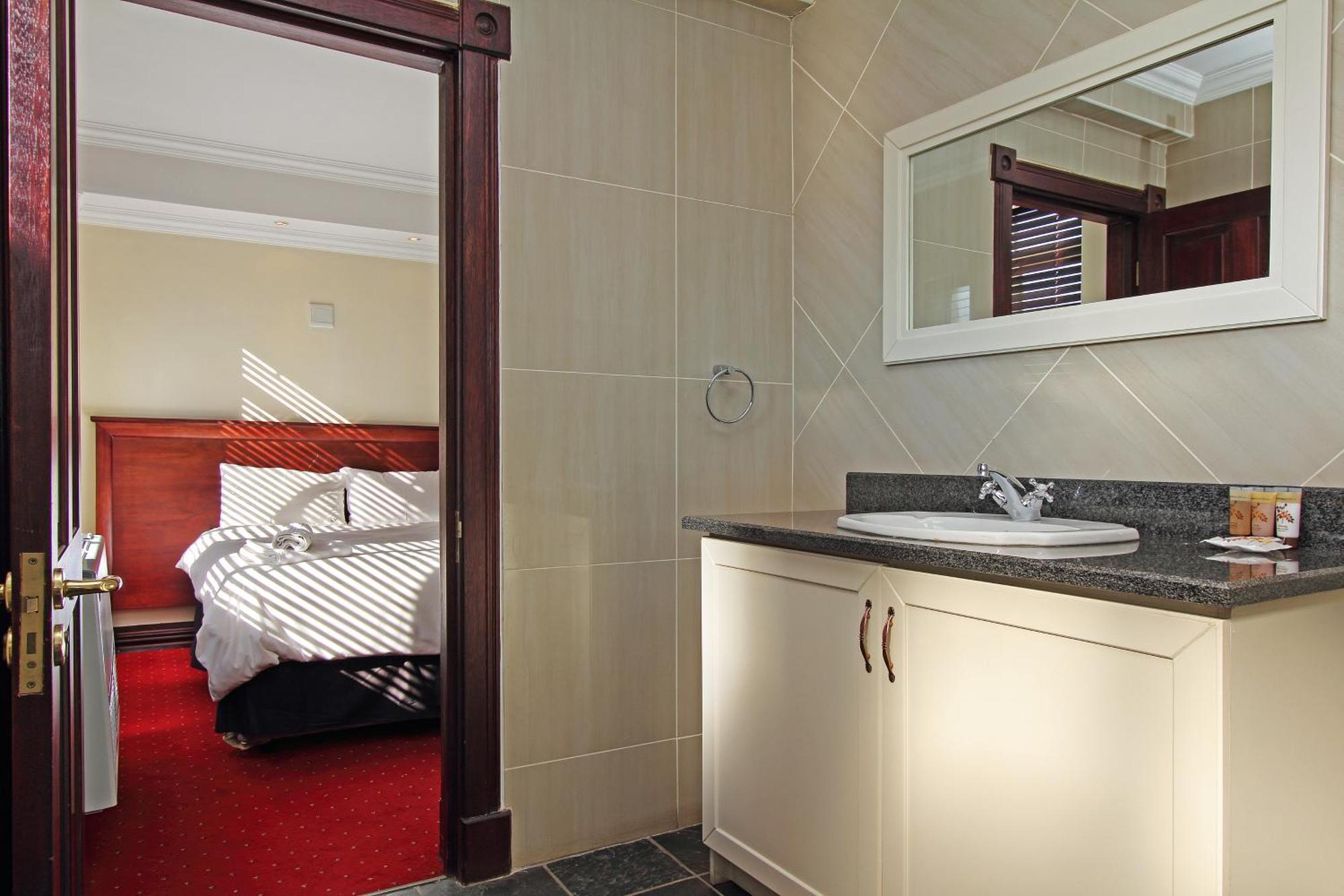 Vmcc Hotel