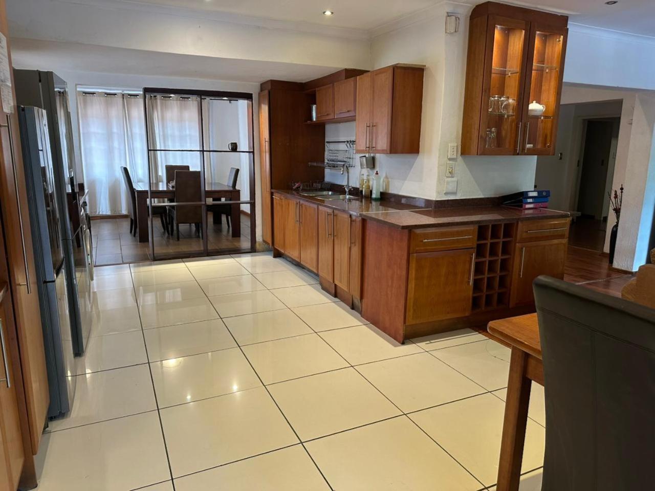 Paulshof Sandton - Hluhluwe Road Complex Homestay