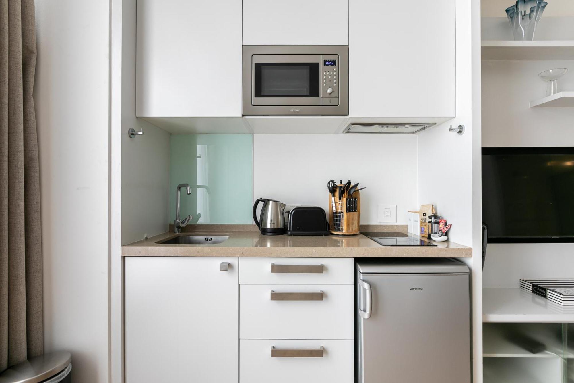 Skye Exclusive Service Apartment