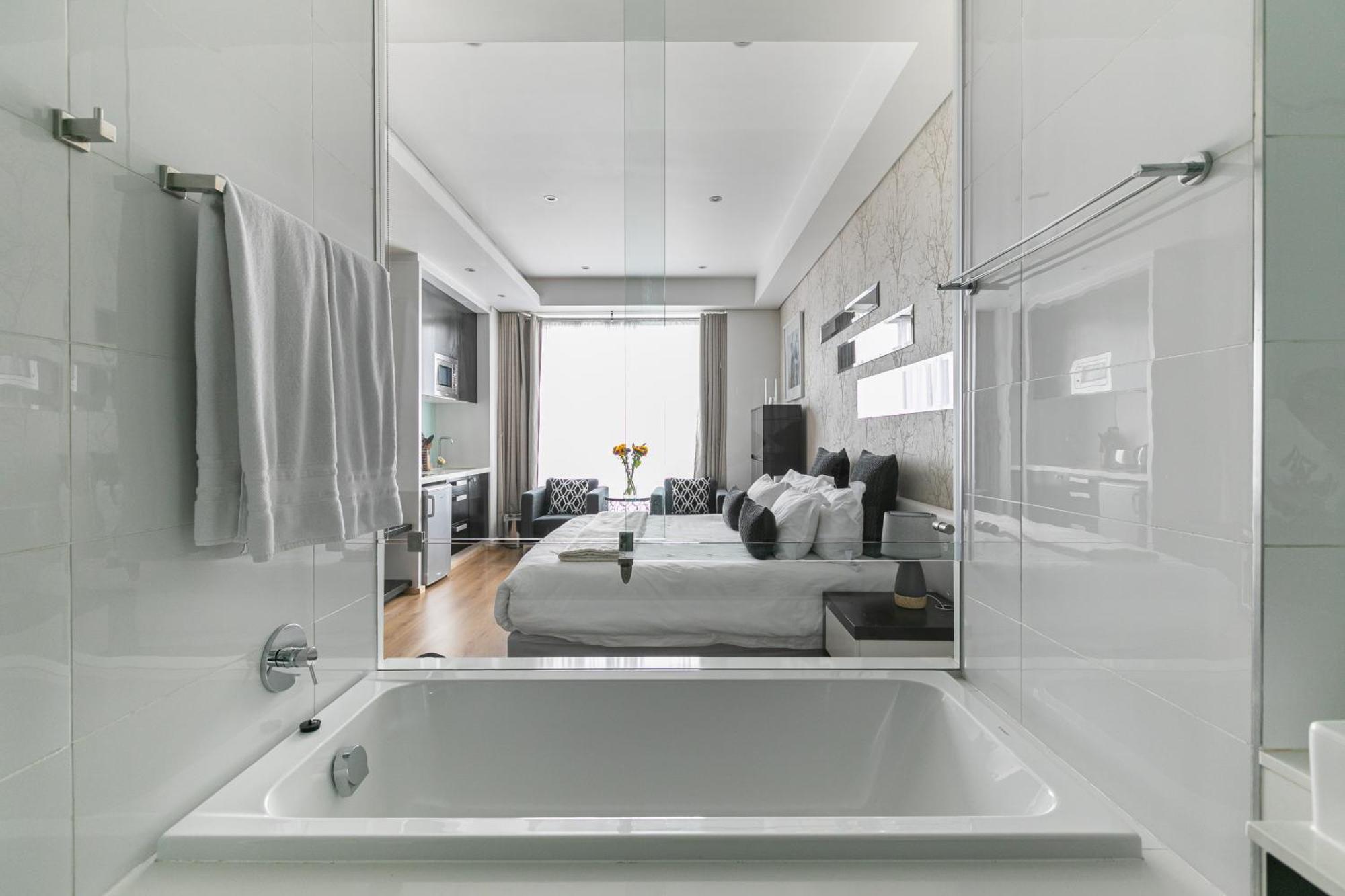 Skye Exclusive Service Johannesburg