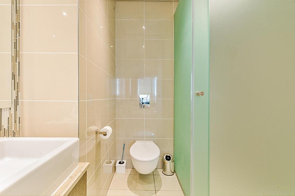 Sandton Skyline Luxury Space Aparthotel