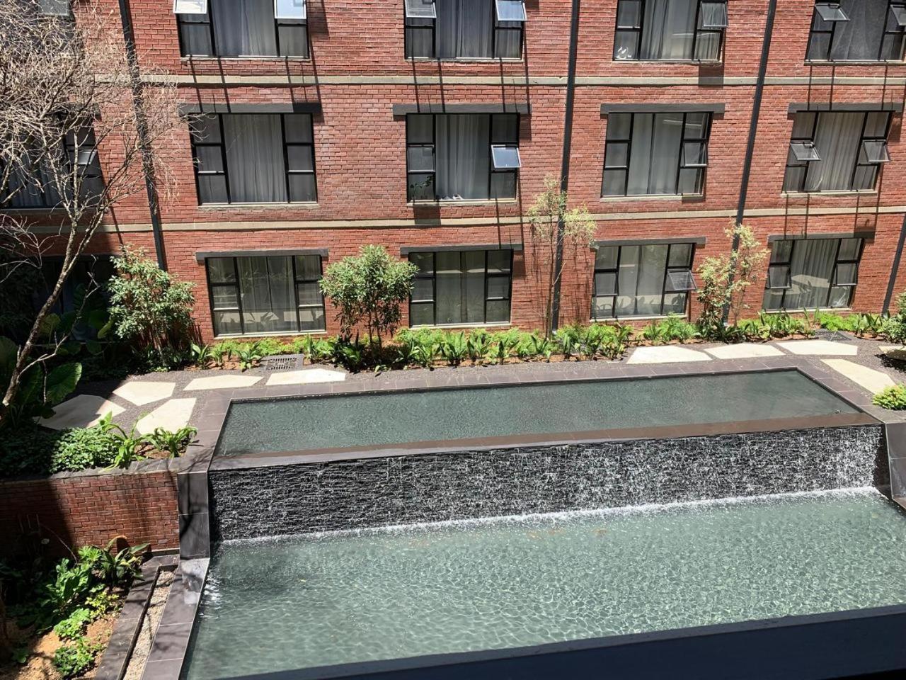 The Titan Apartment-randburg 291surrey Ave,ferndale Johannesburg
