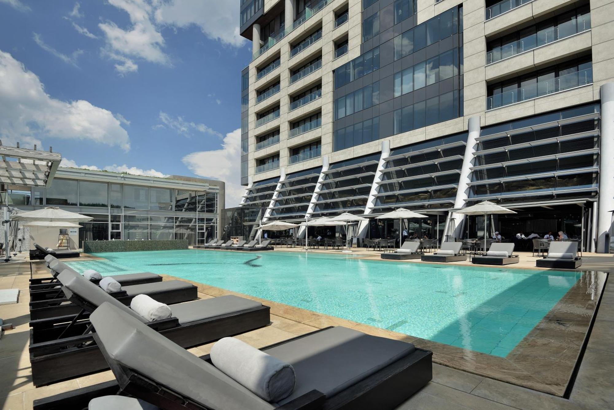 Hotel The Leonardo