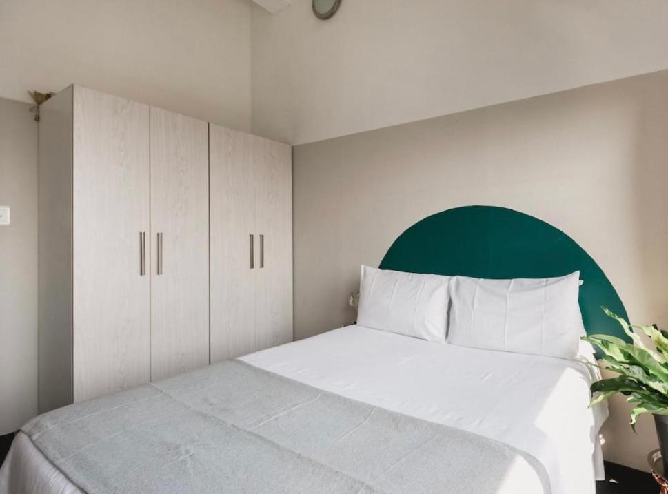 Coge - Braamfontein - 2 Bedroom * Johannesburg