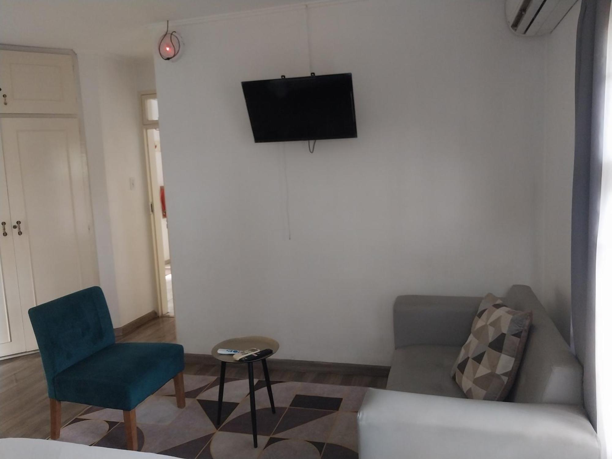 Erima Guest house *