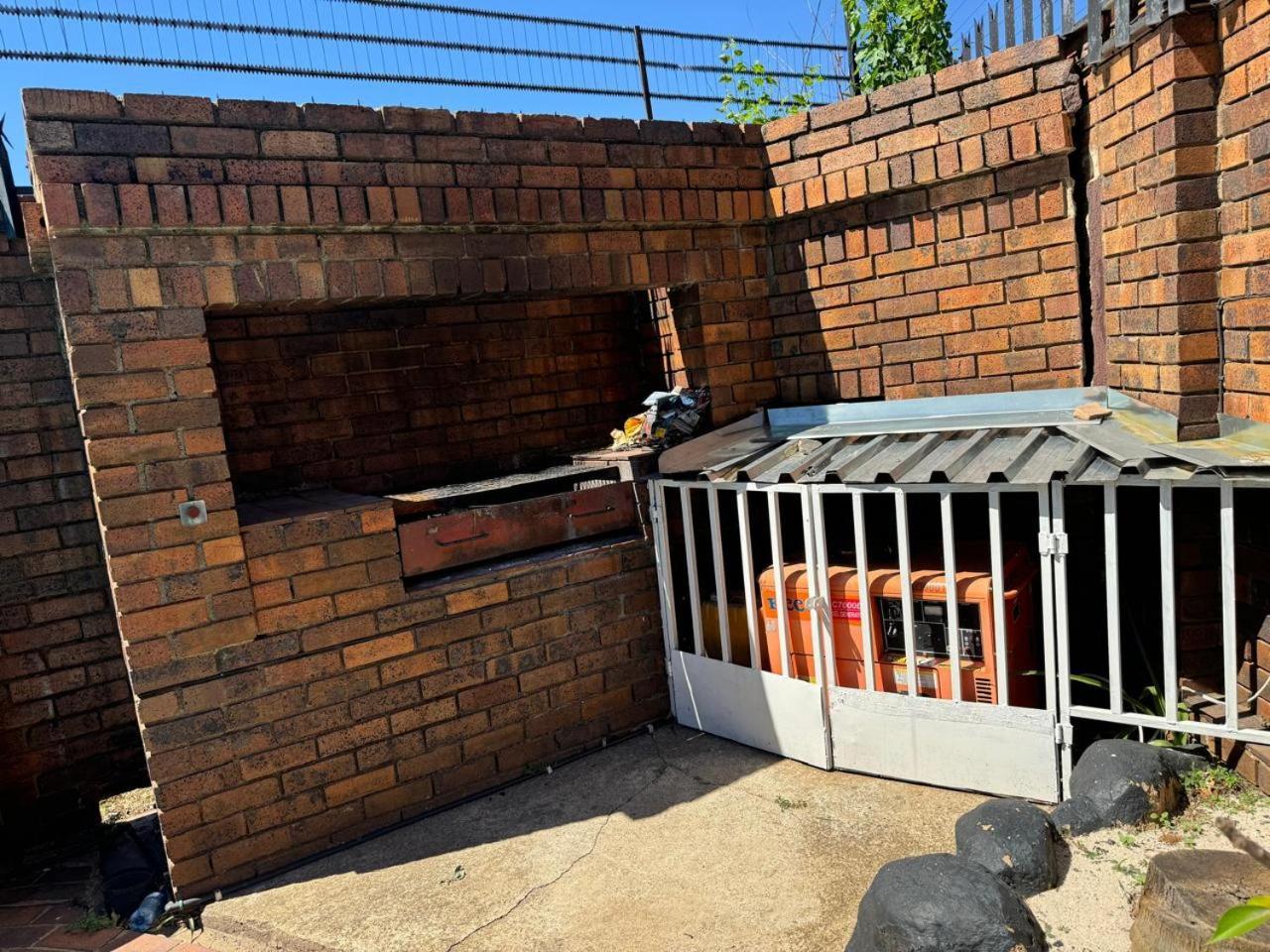 Erima Guest house Johannesburg