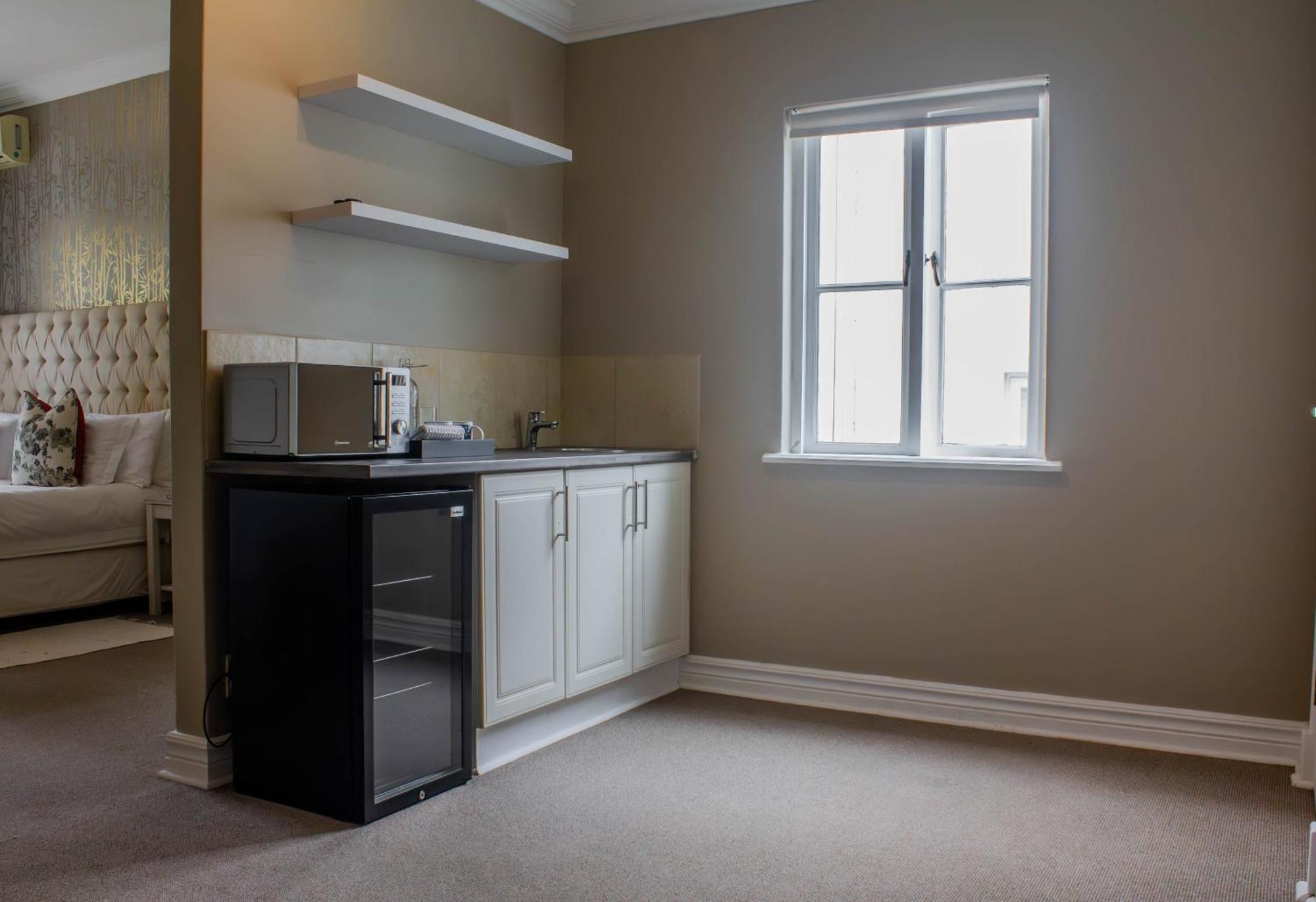 Hyde Park Retreat 4*