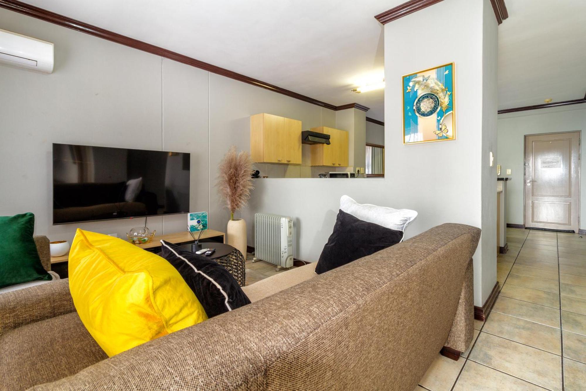 Westpoint Heart Of Gold Apartment