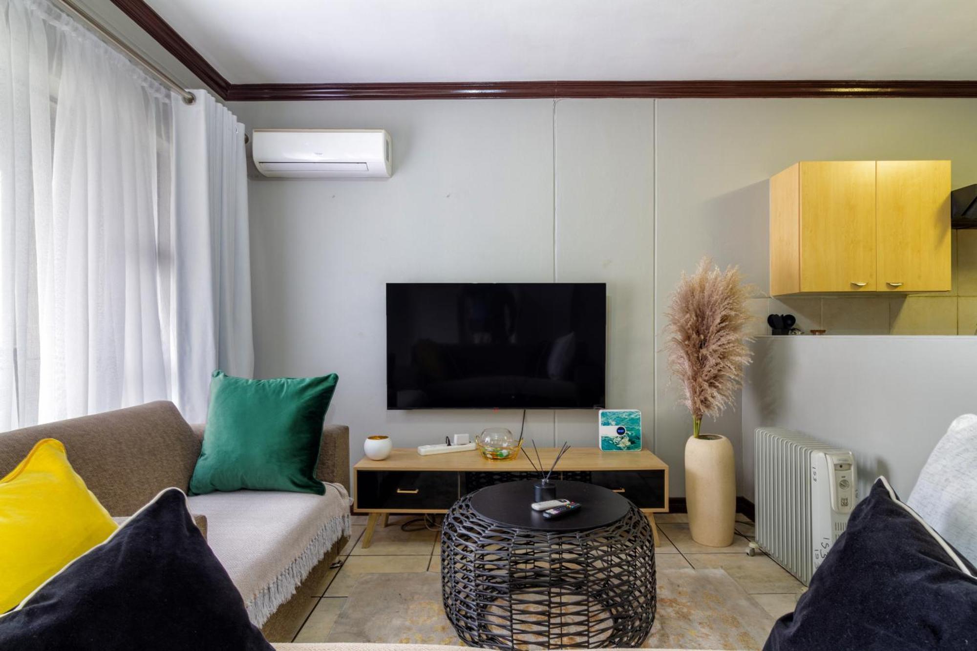 Westpoint Heart Of Gold Apartment *