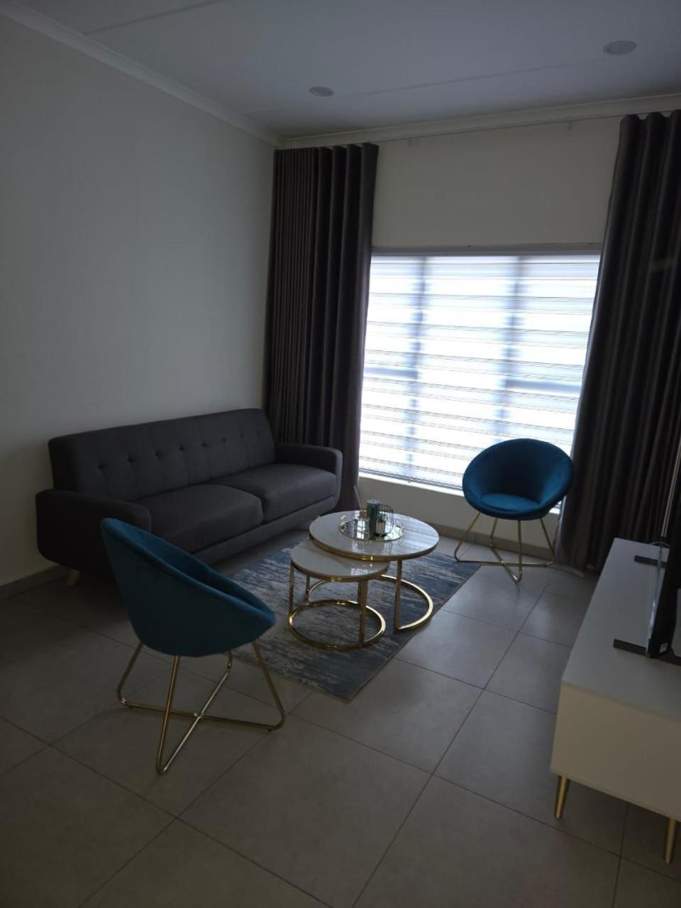 Cozy 1 Bedroom