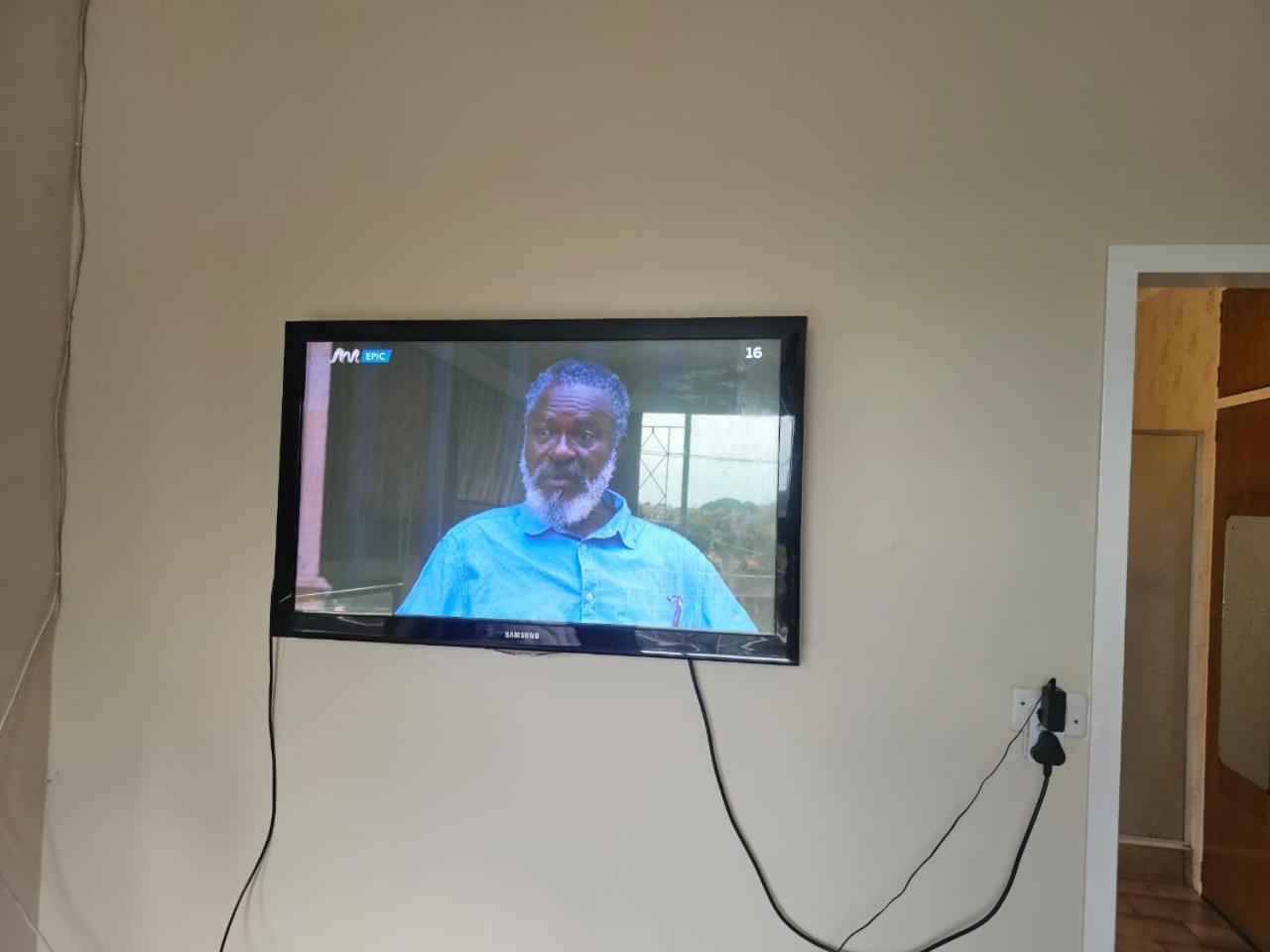 Nhà khách J&m *
