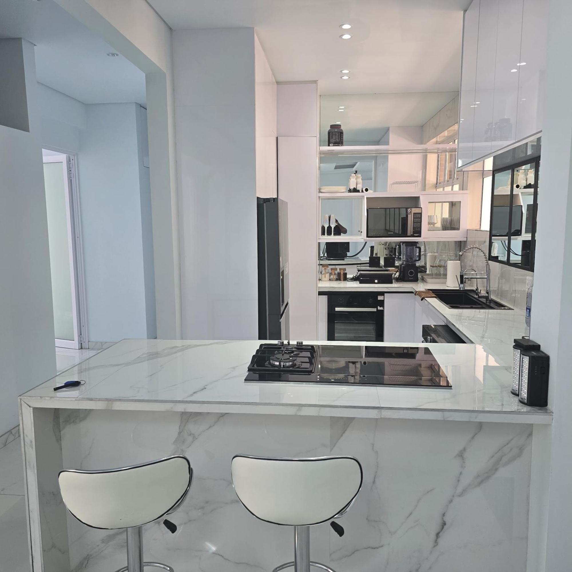 Sandton Atherstone Luxury Apartment