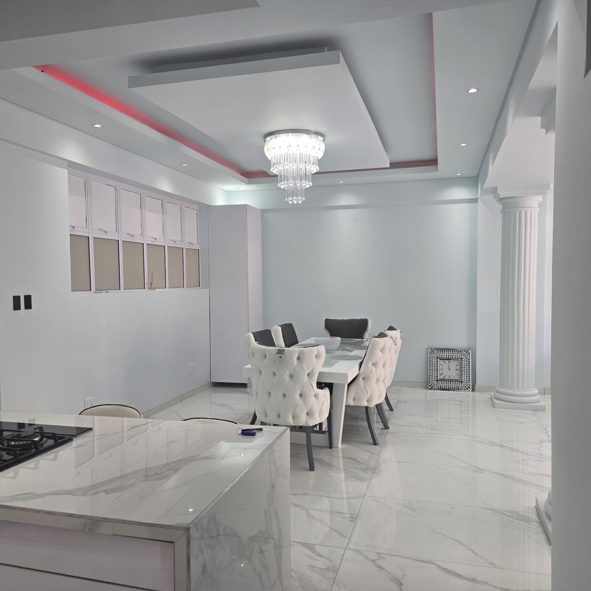 Sandton Atherstone Luxury *