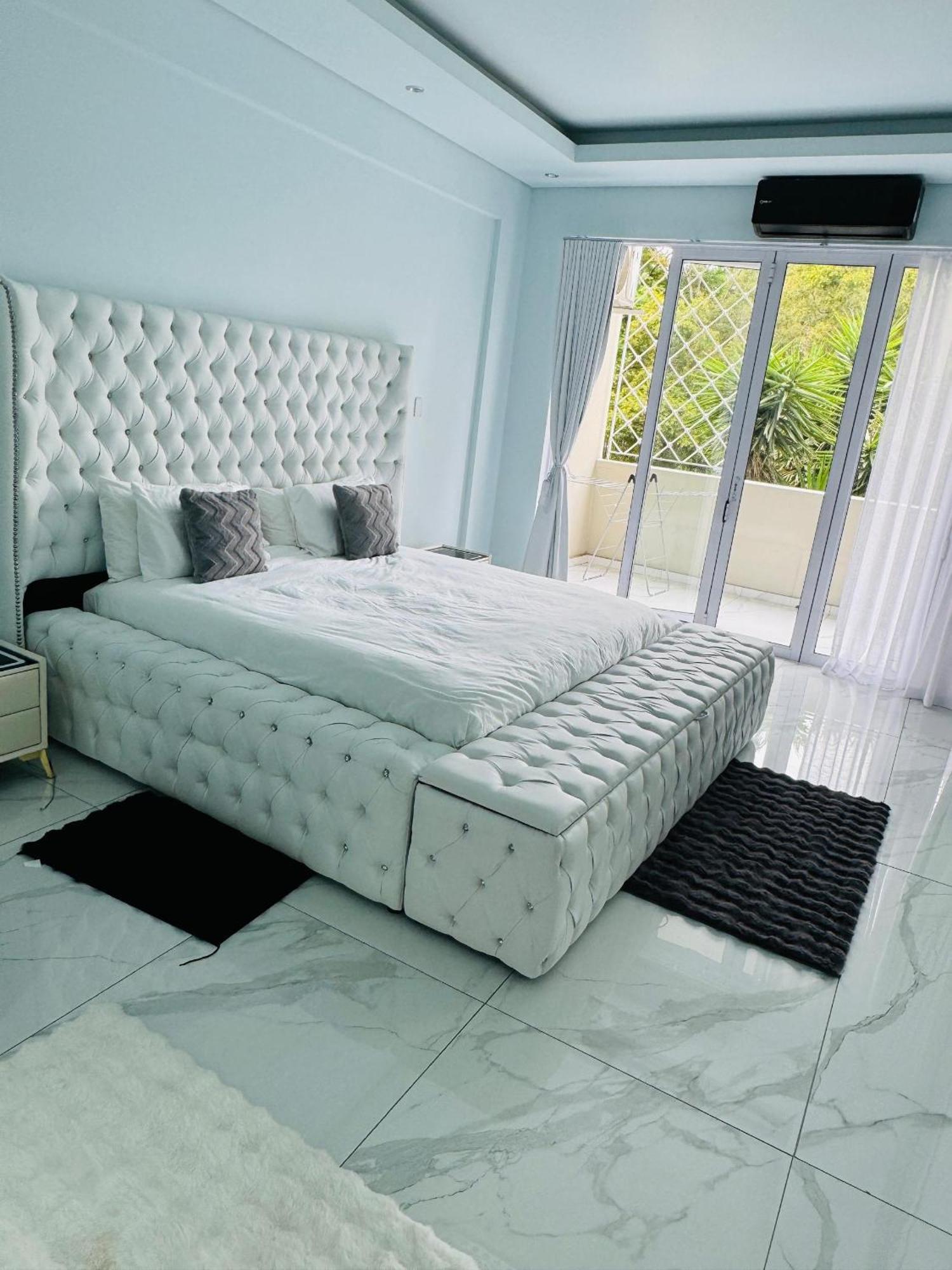 Apartment Sandton Atherstone Luxury