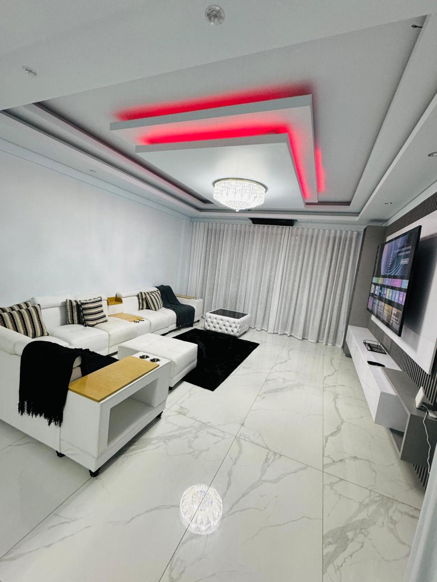 Sandton Atherstone Luxury Apartment Johannesburg