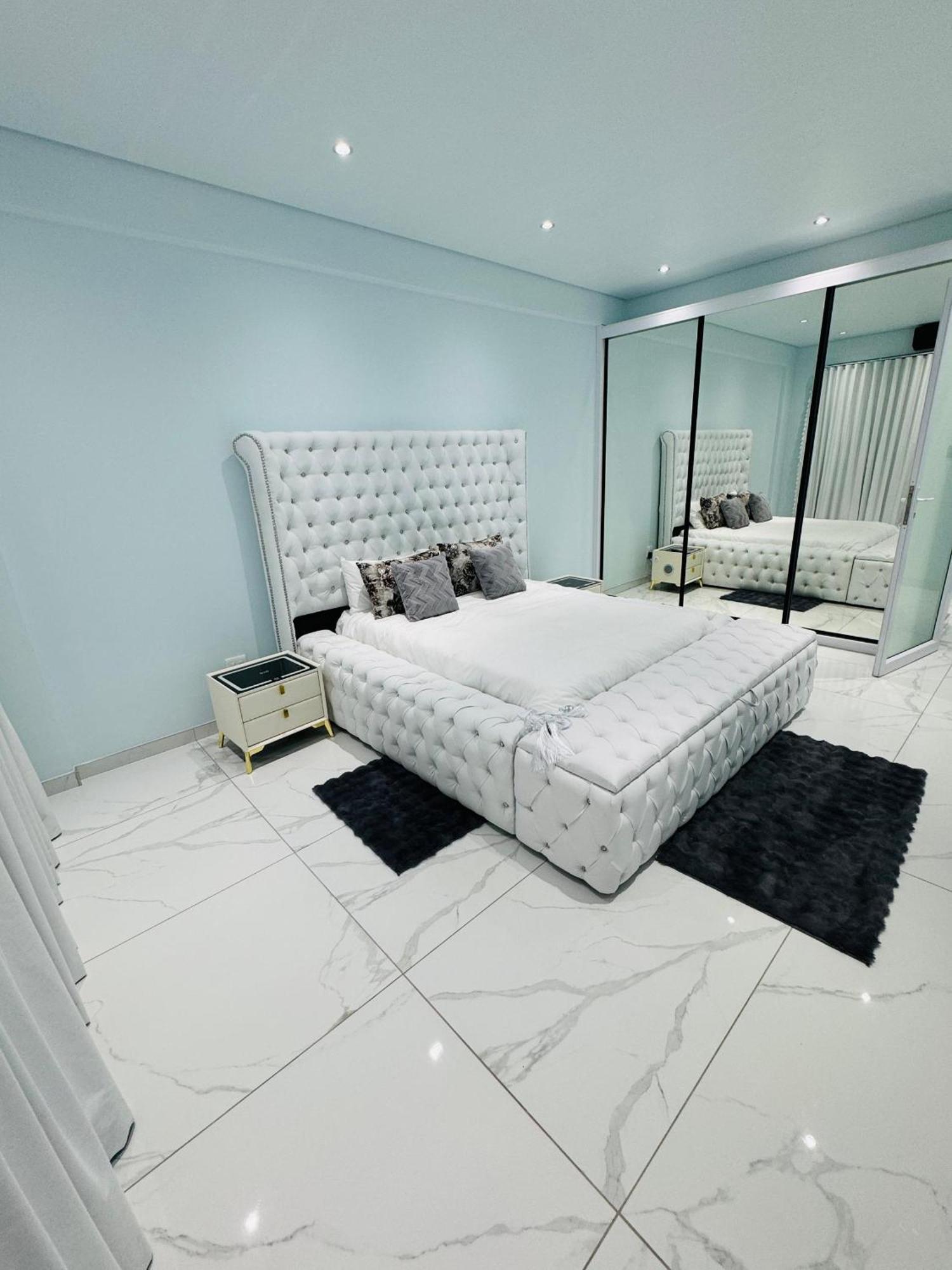 Sandton Atherstone Luxury *
