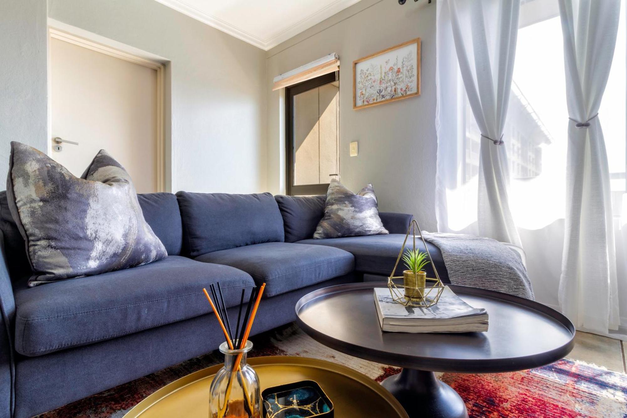 Luxury West Point Sandton Apartment