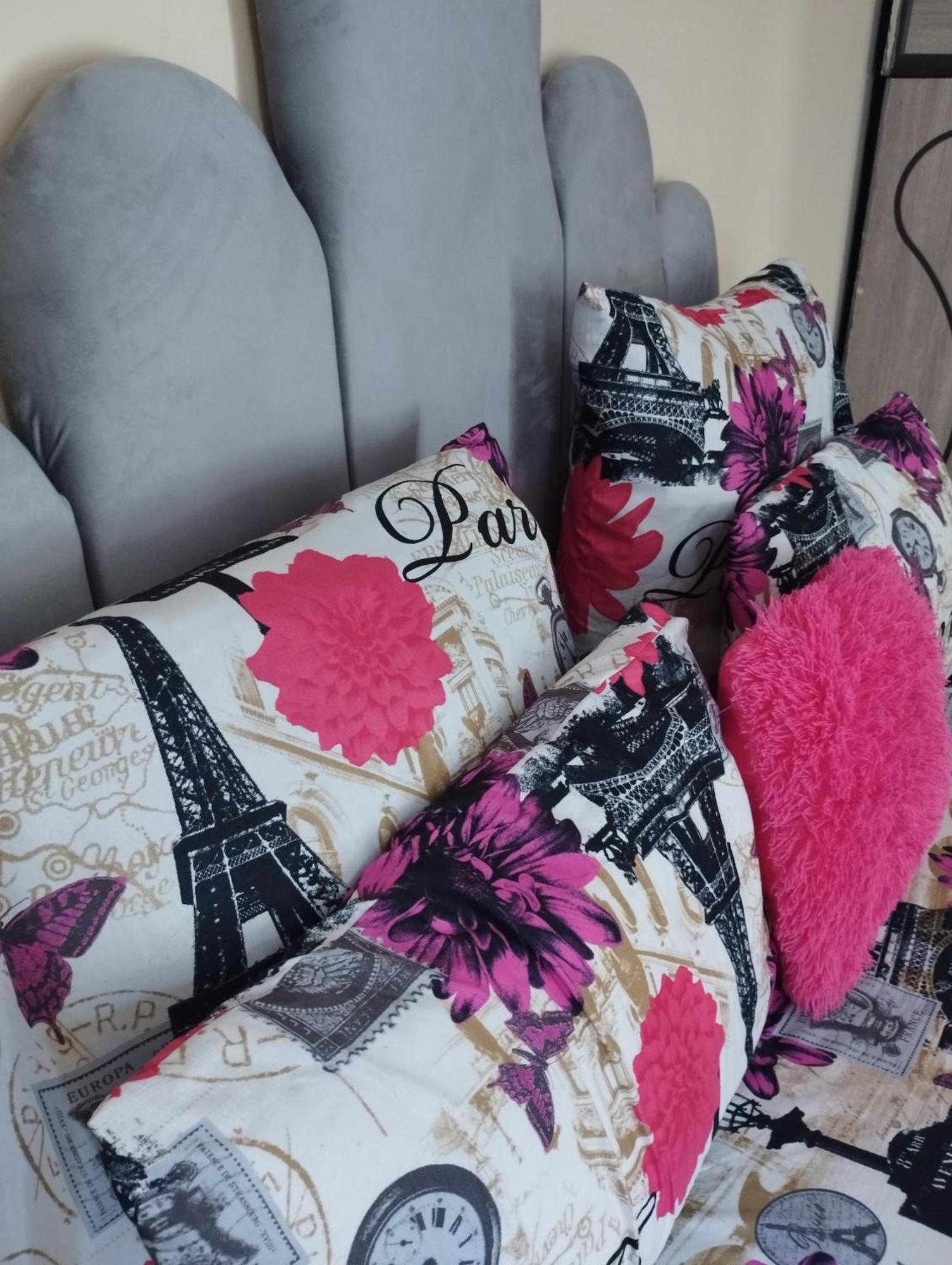 St. Michael And The Queens Bed & Breakfast *
