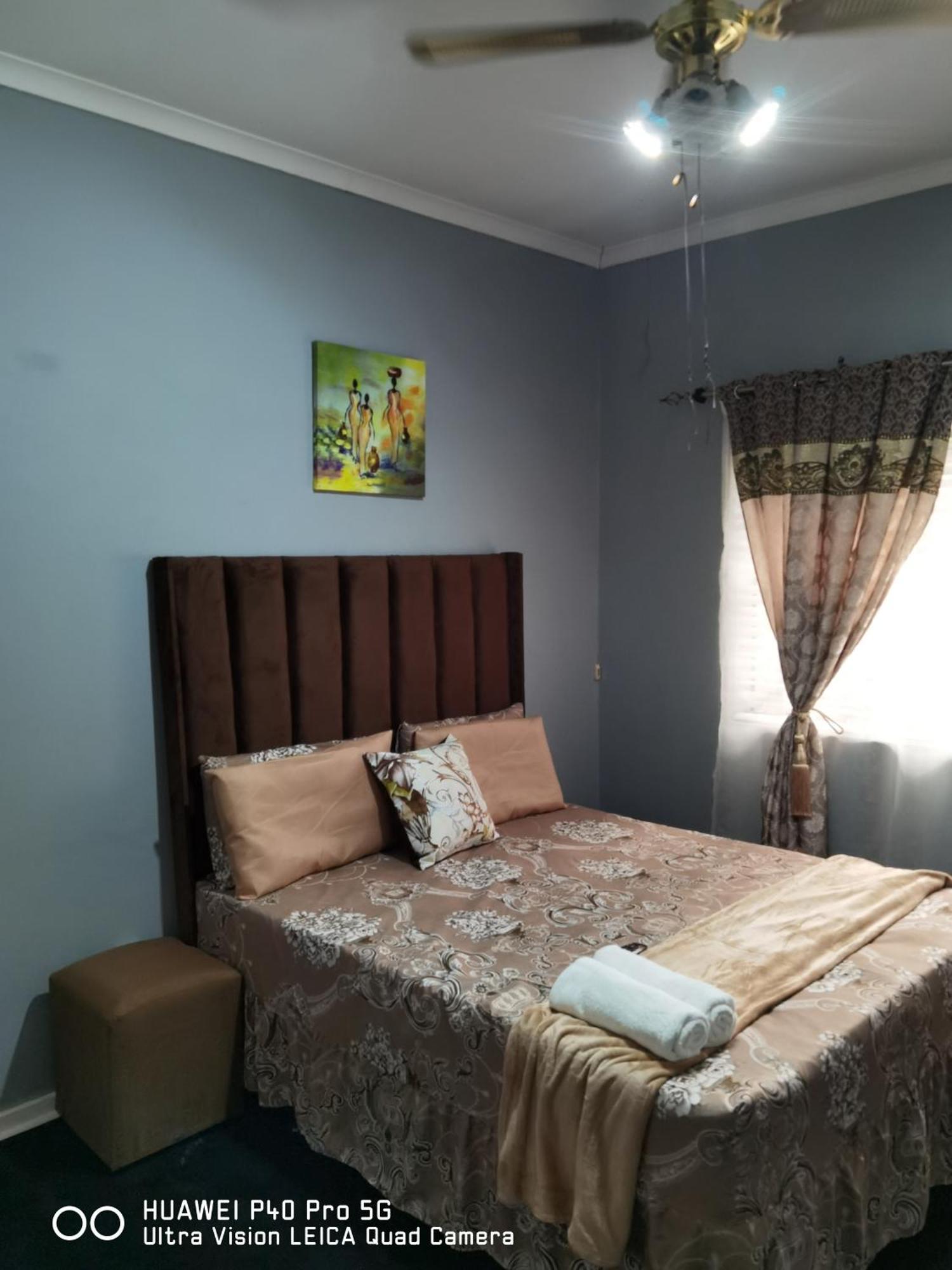 Yellow Stars Guest house *