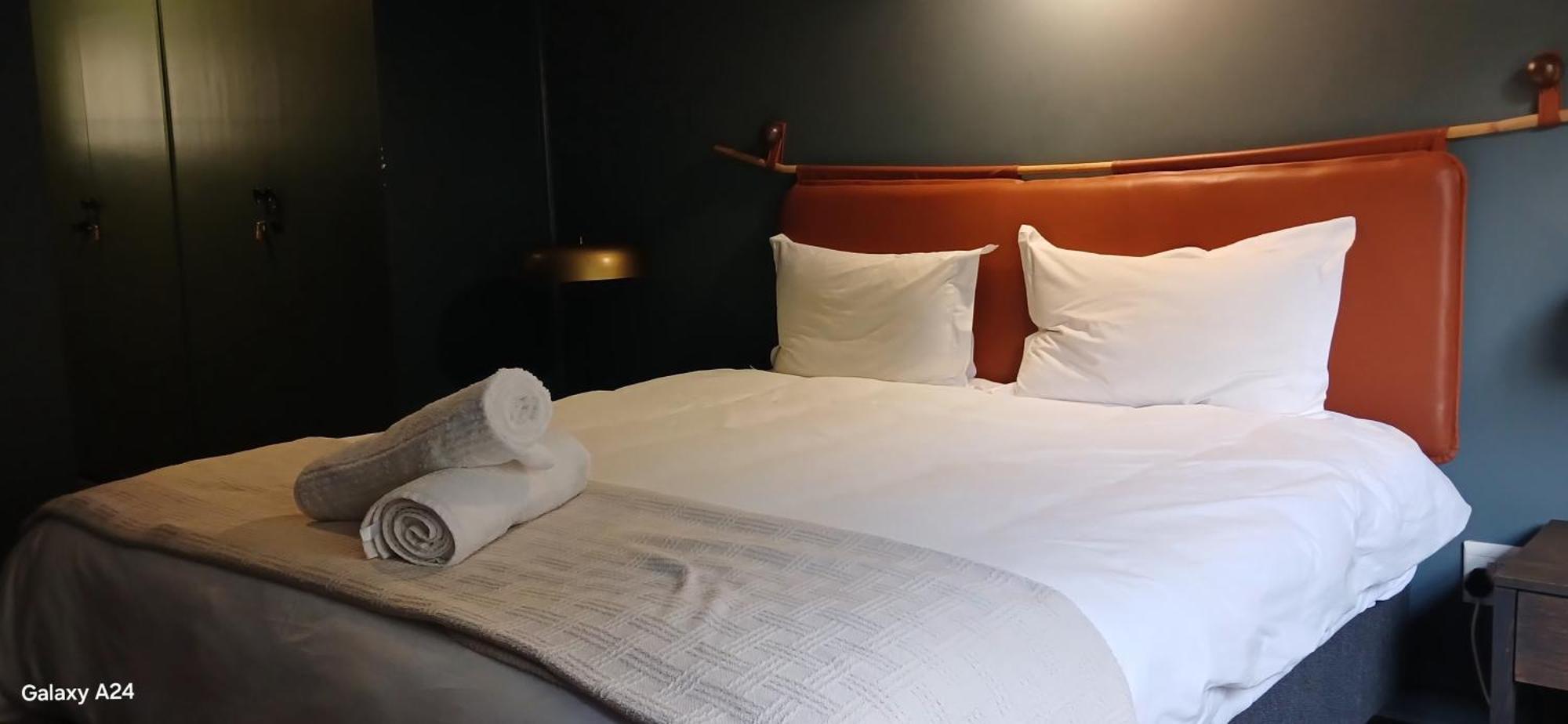 Apartment 27 Sherwood Gate On 110 Rivonia Street Johannesburg