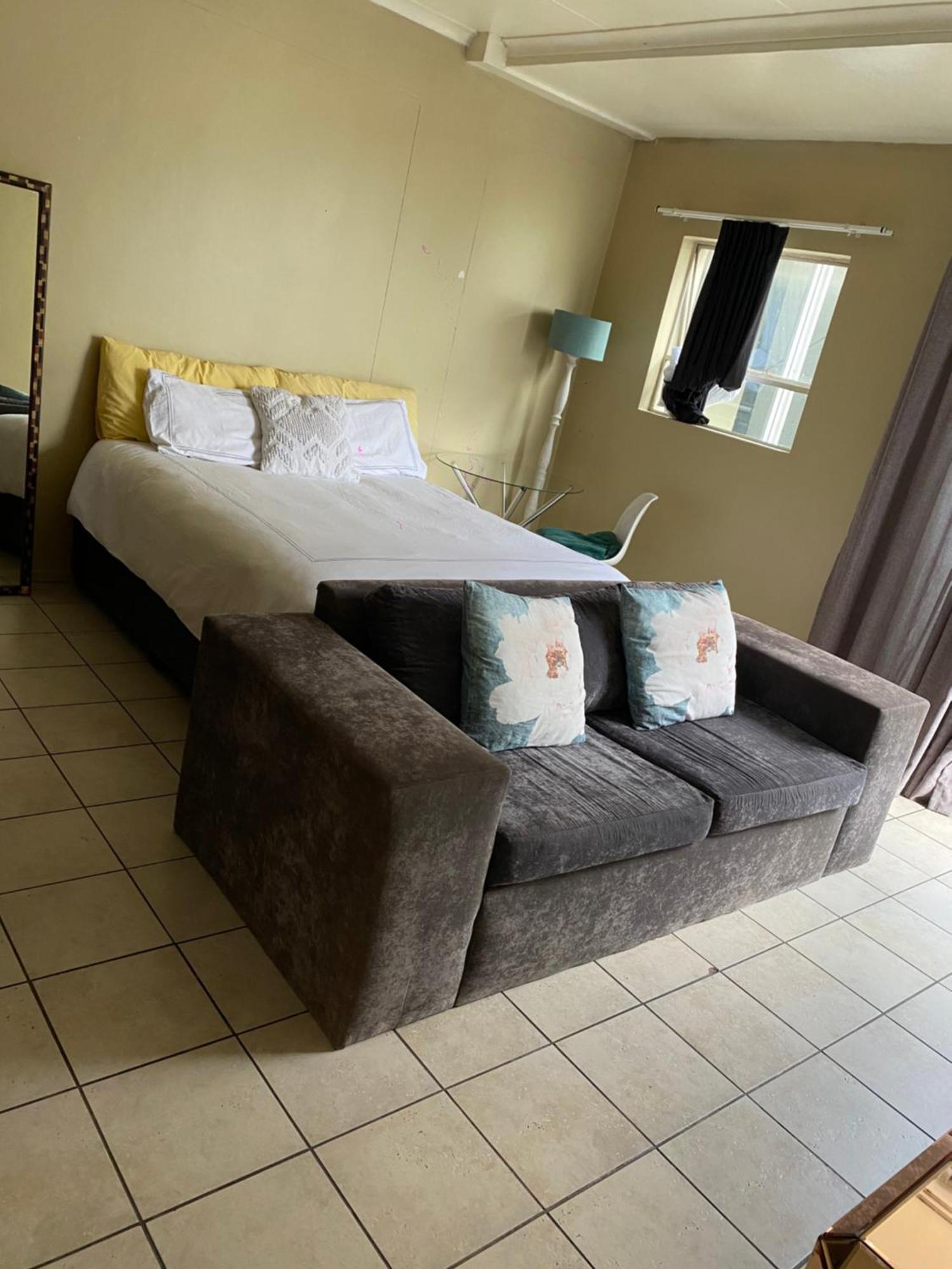 Cute In The Heart Of Jozi * Joanesburgo