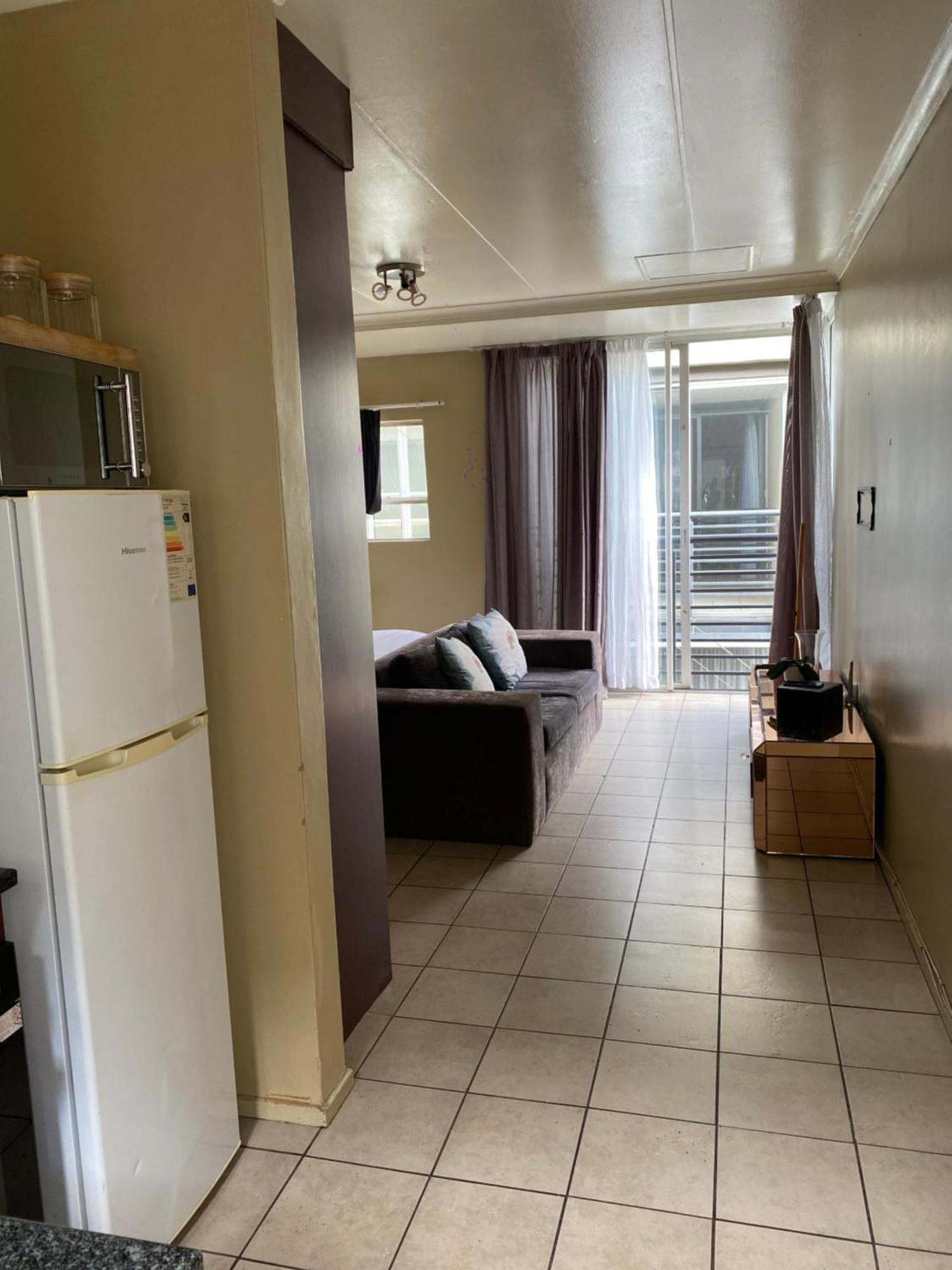 Cute In The Heart Of Jozi Apartment