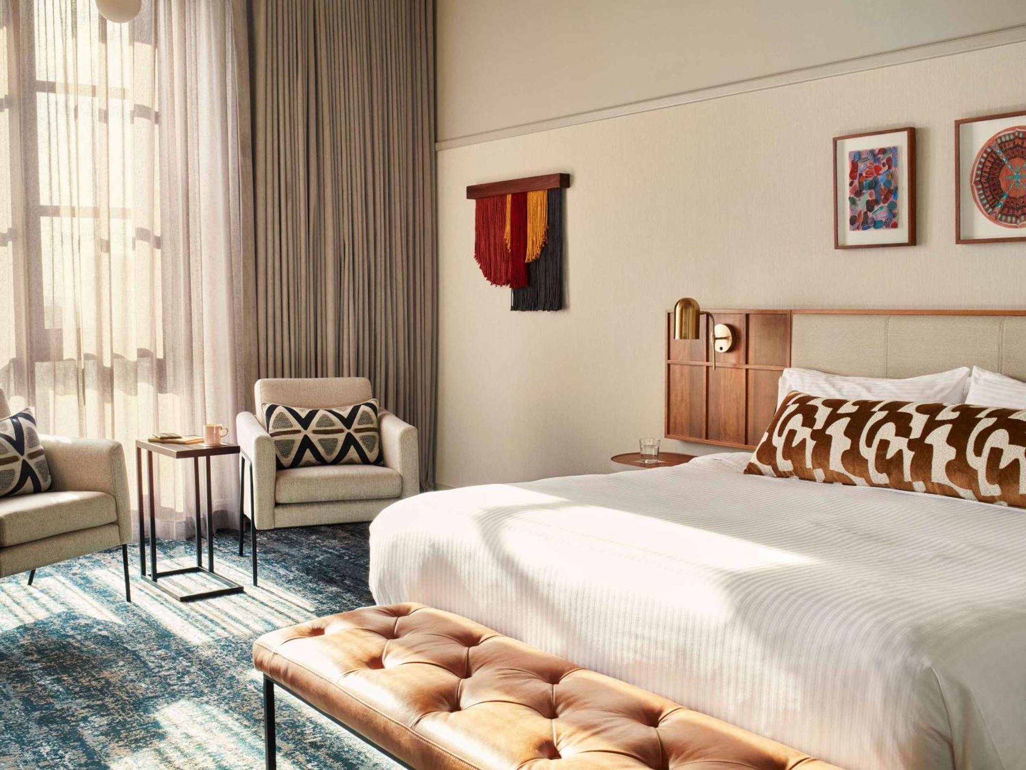 Hotel Hyde Rosebank 4*