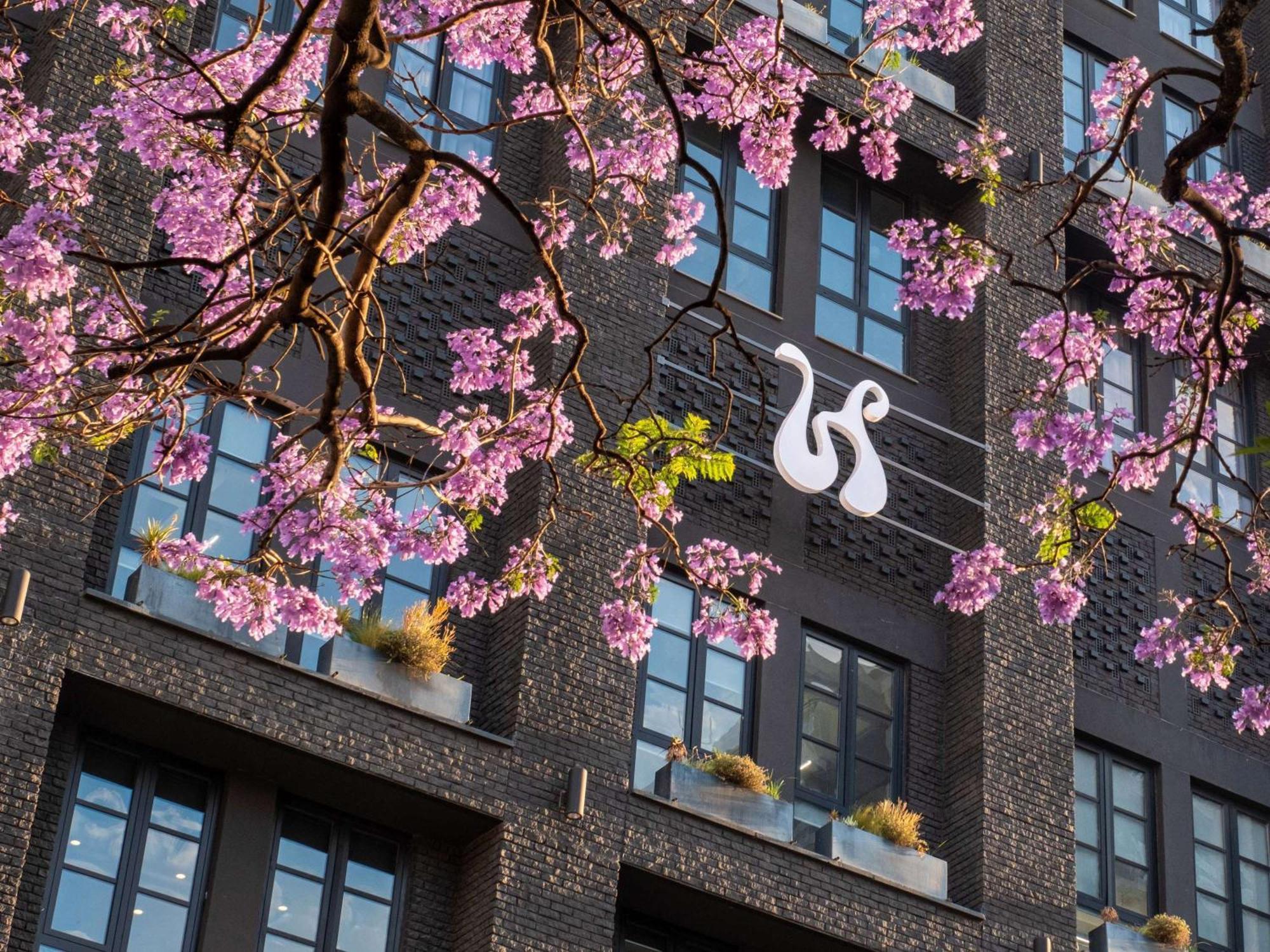 Hyde Rosebank Hotel