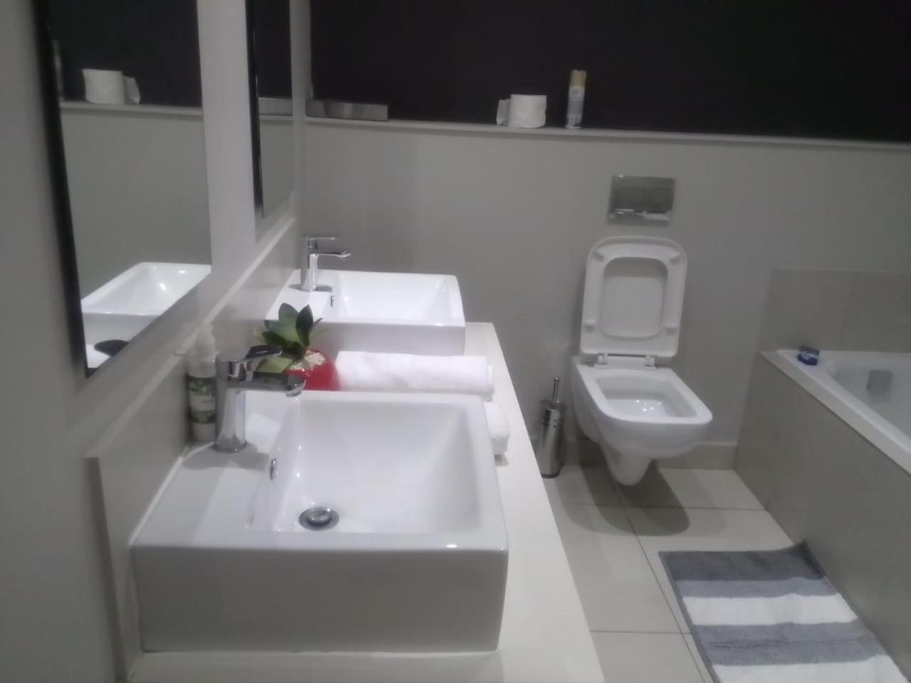 Apartamento Luxury In Sandown Joanesburgo