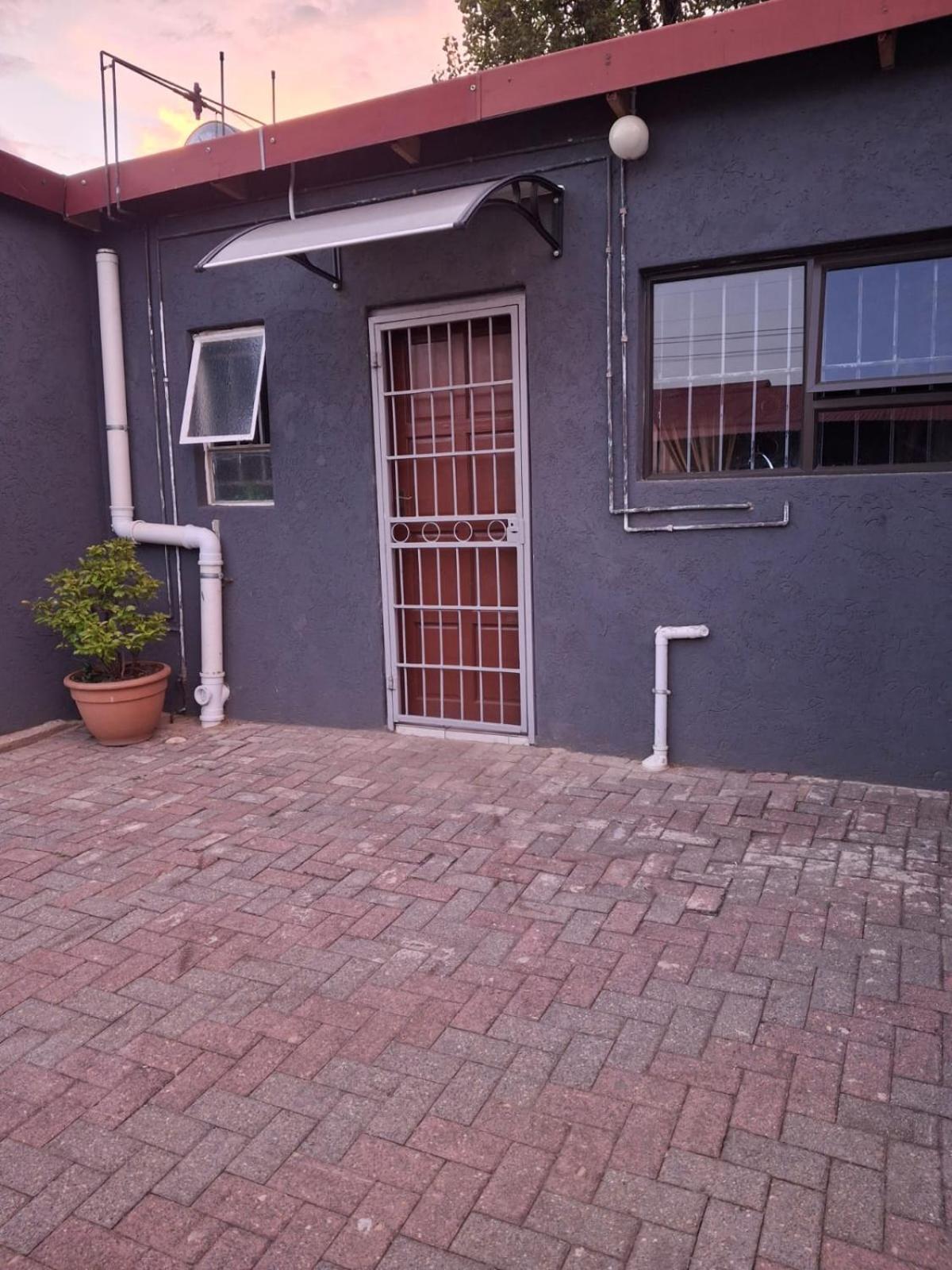 Theza's Place Johannesburg